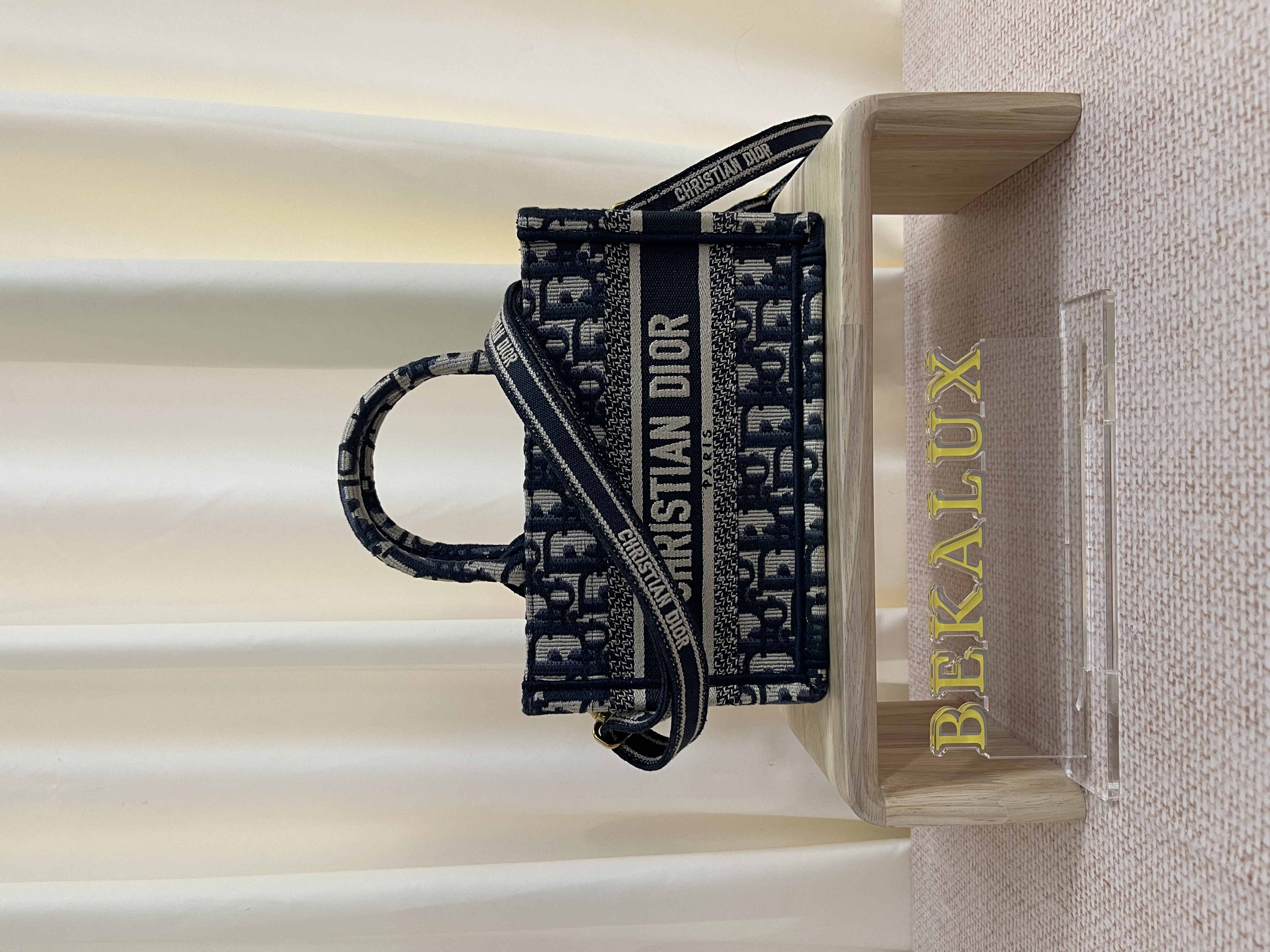 Pre-owned Dior Mini Dior Book Tote/ Product Code : 26022304