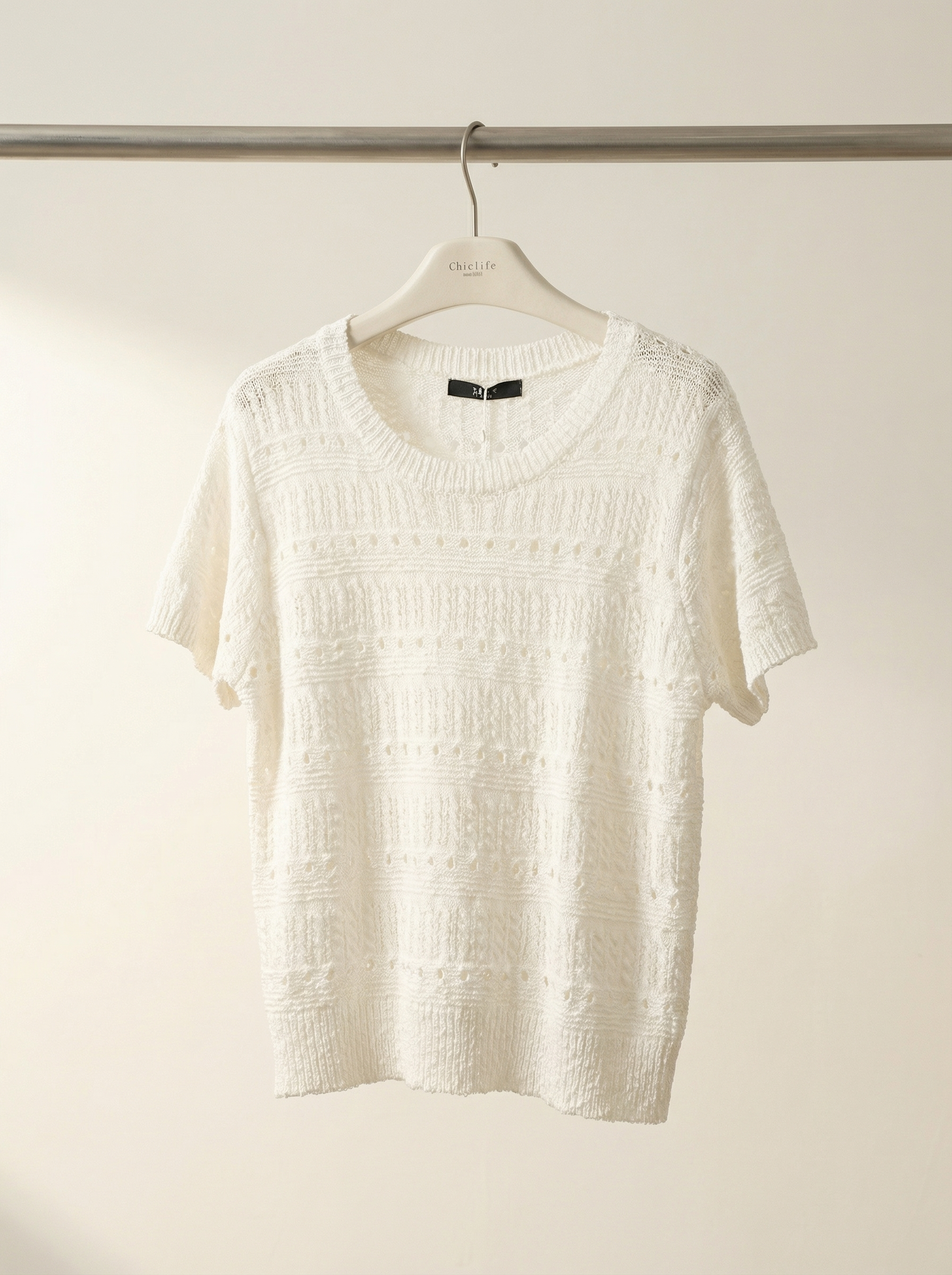 白色短版寬鬆短袖針織上衣