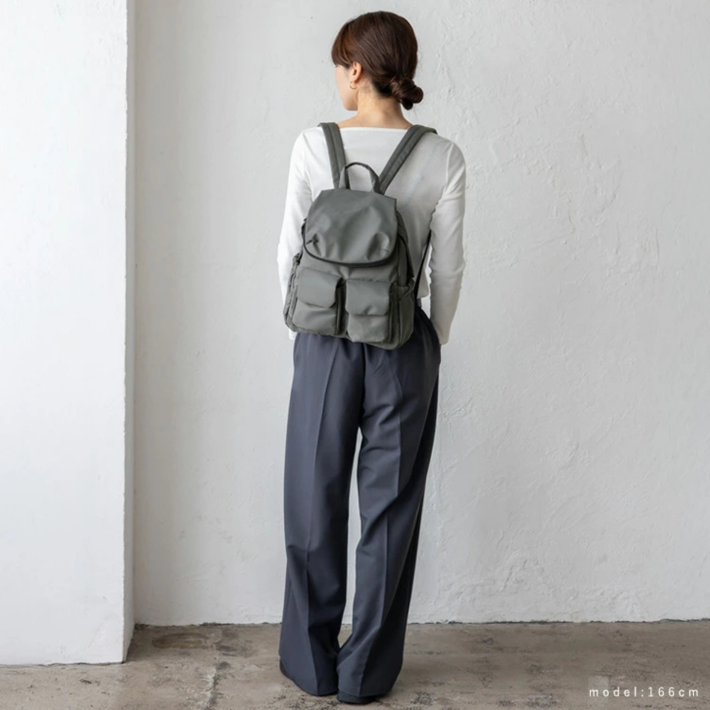 日本代購【 日本直送 10格 輕量 百搭 背囊10-Pocket Lightweight Backpack 】 
