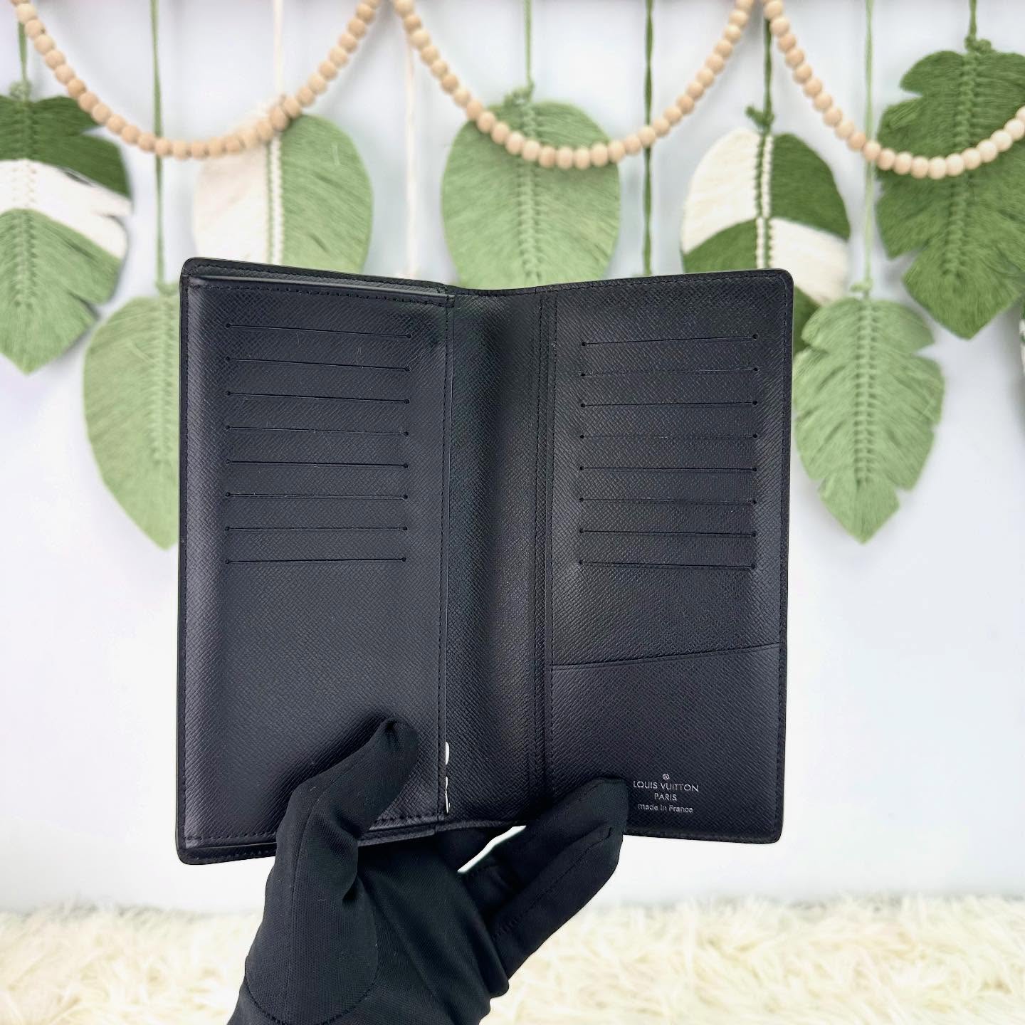 🤍PRE OWNED Brazza 黑色老花長銀包 晶片款 全套有盒🖤