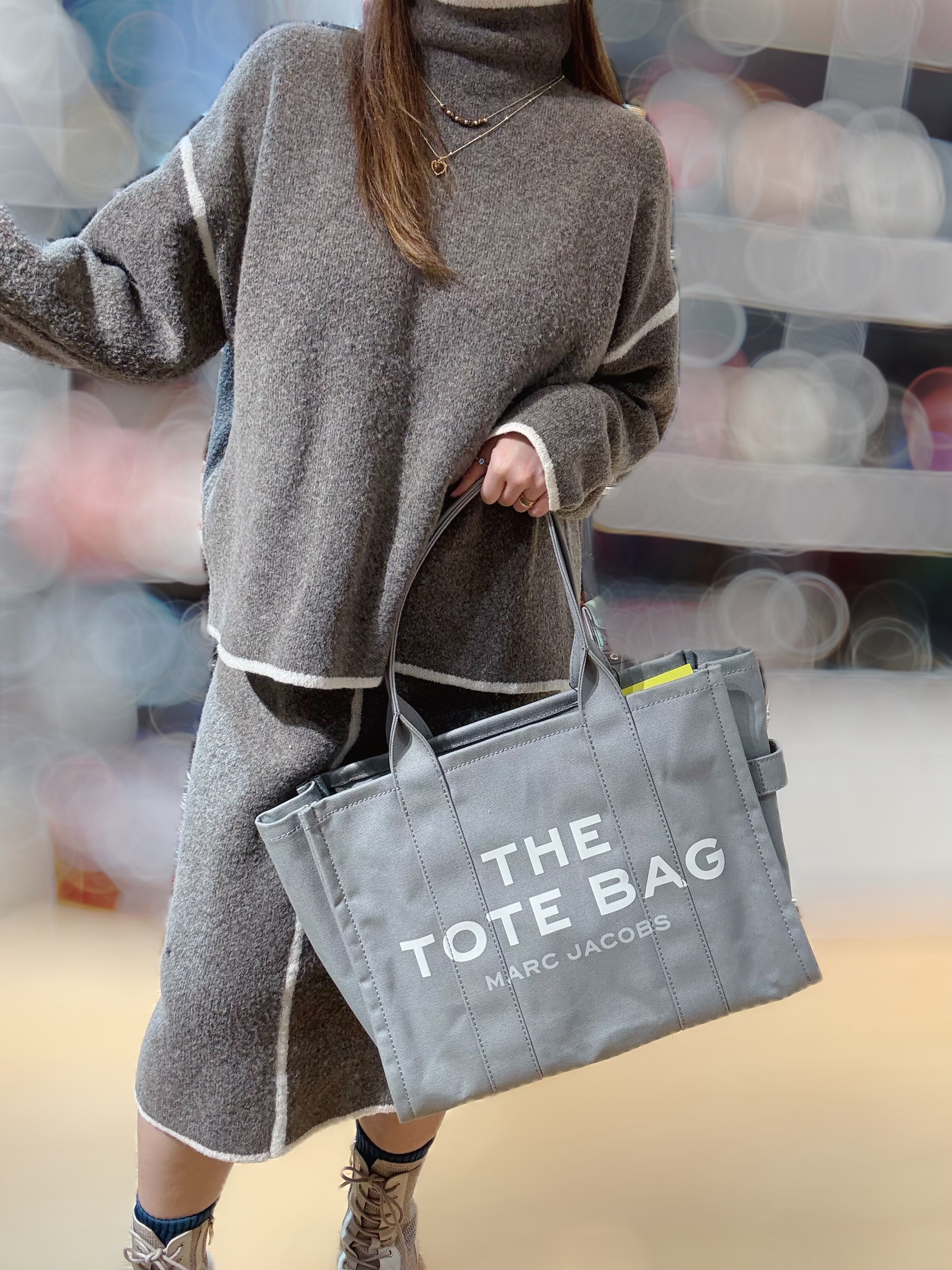 Marc jacobs traveler large tote grey