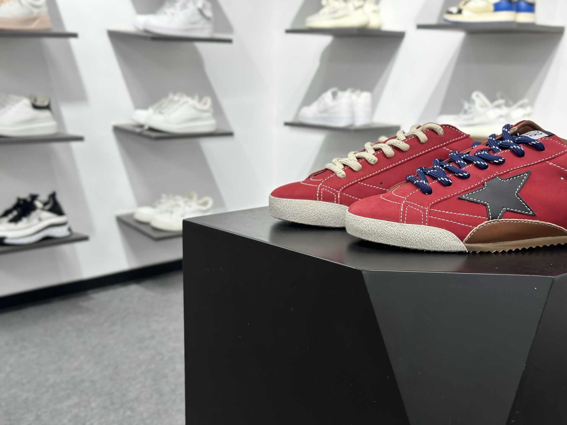 Golden Goose True Star