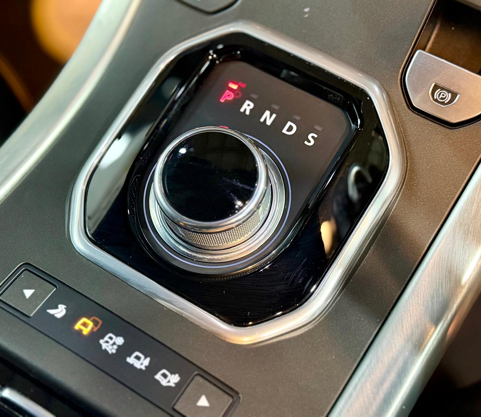 Land Rover Evoque 5DR Dynamic 2014