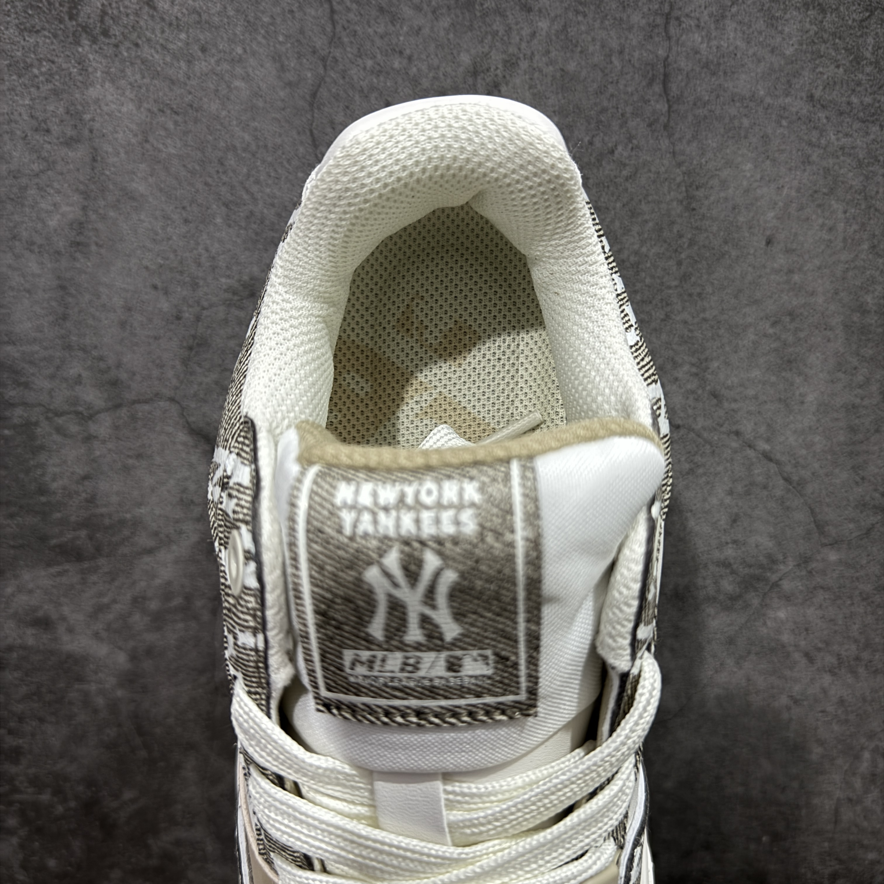 MLB Chunky Liner Basic New York Yankees