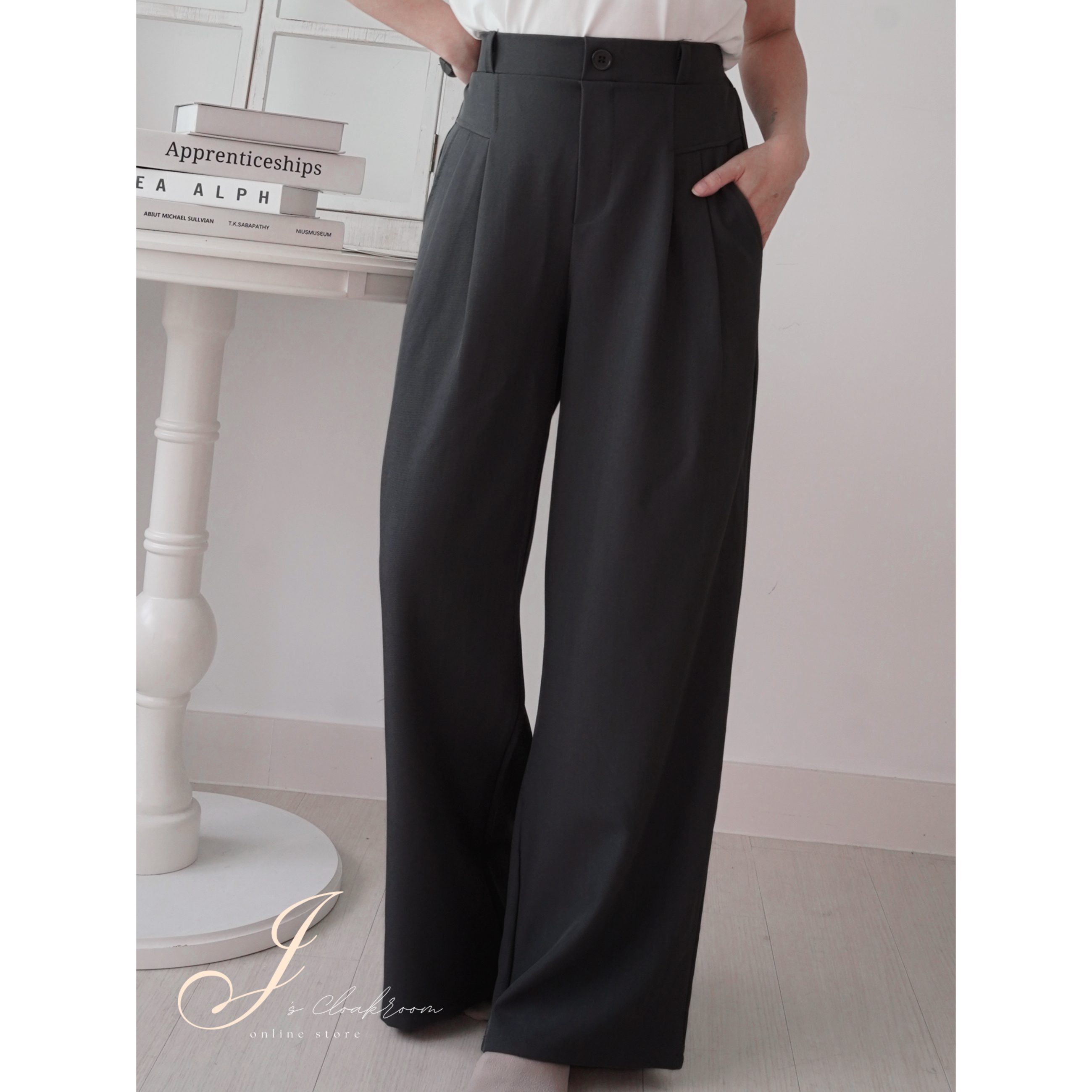 基本款輕便西褲(KR)[黑色]371070