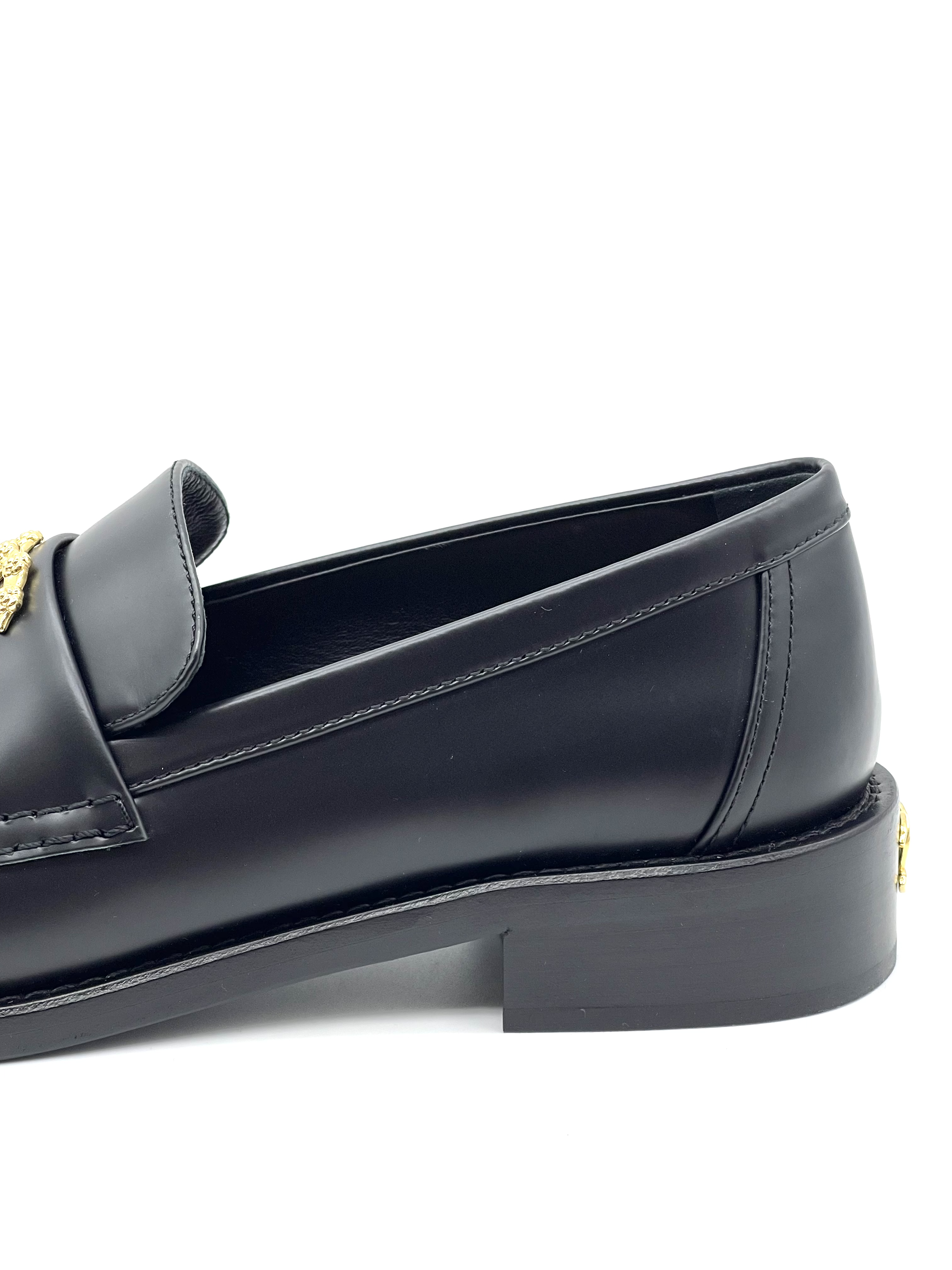 Pre-owned CHANEL CC Logo Loafer / Product Code: 27032331