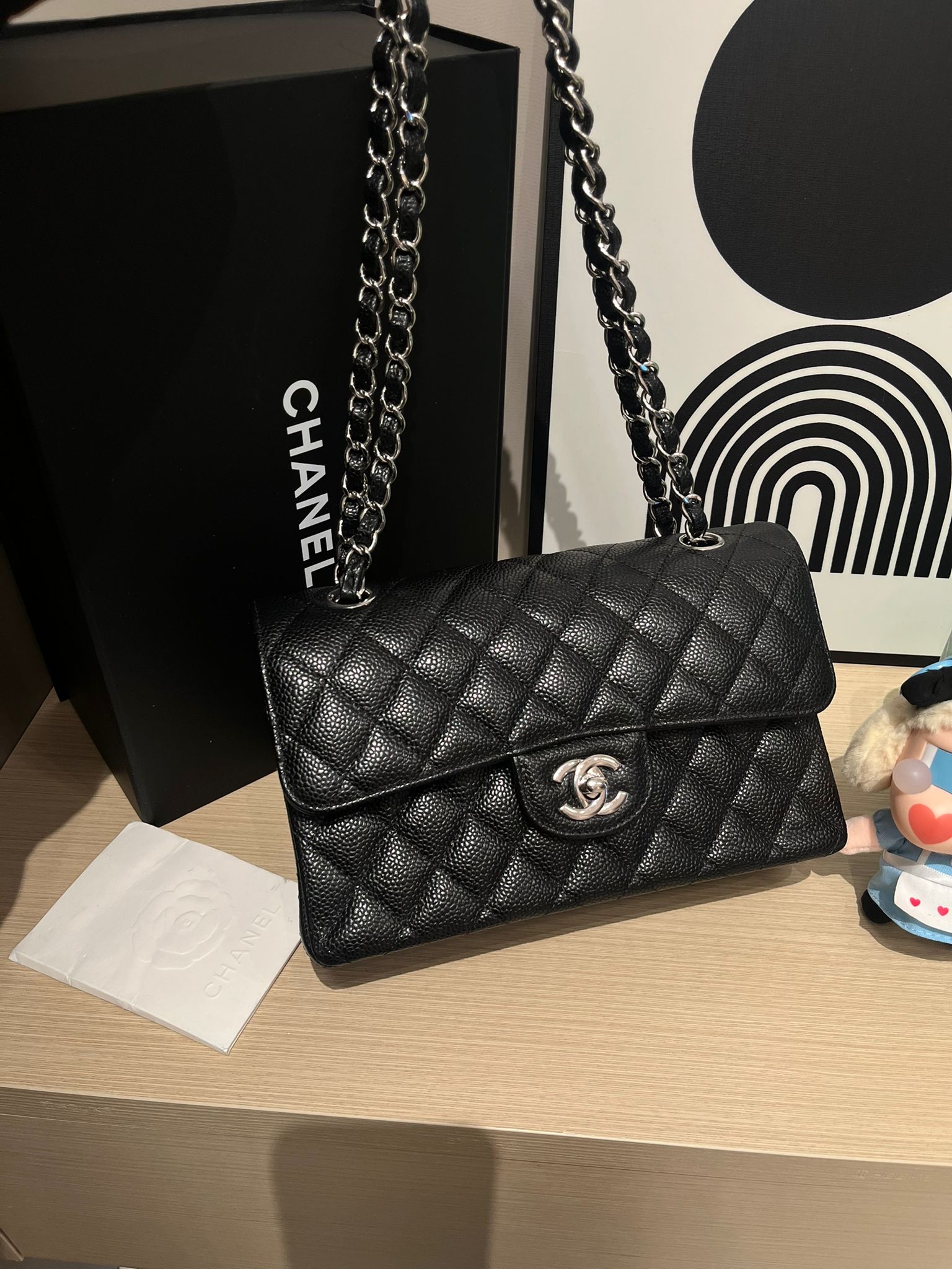 CHANEL classic flap small 23cm A01113 CF23 黑色魚子醬牛皮銀扣,100%Authentic,99%new  ✅ 香港專門店收據✅晶片✅塵袋✅box  