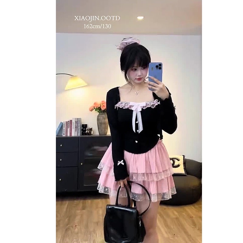 B208(11231衣) 法式甜辣风蕾丝蝴蝶结边吊带与开衫黑蓝两件套上衣 