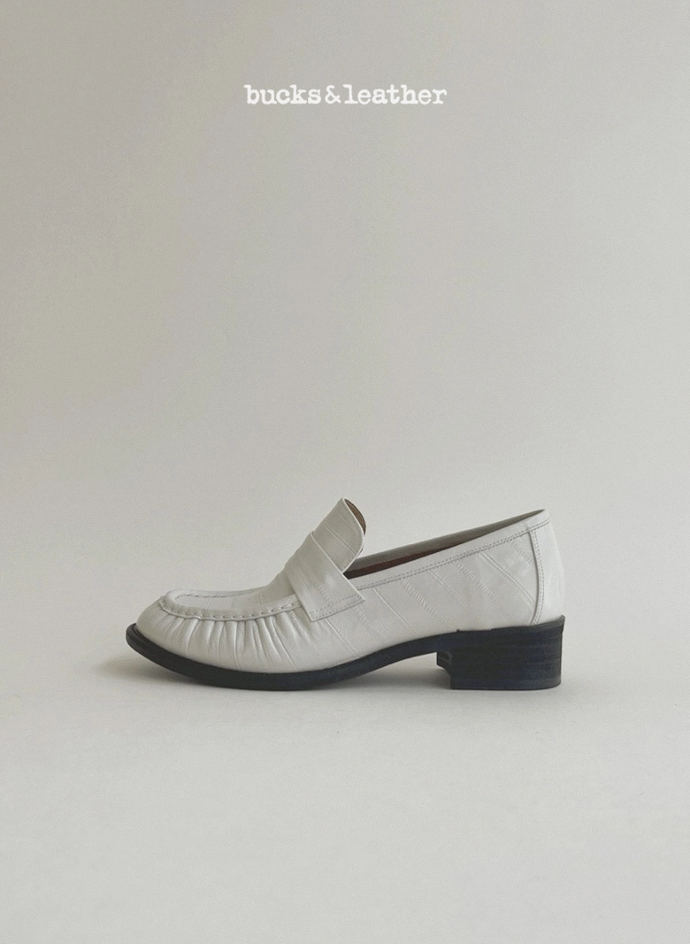 預訂_6212 SHOES By Bucks & leather