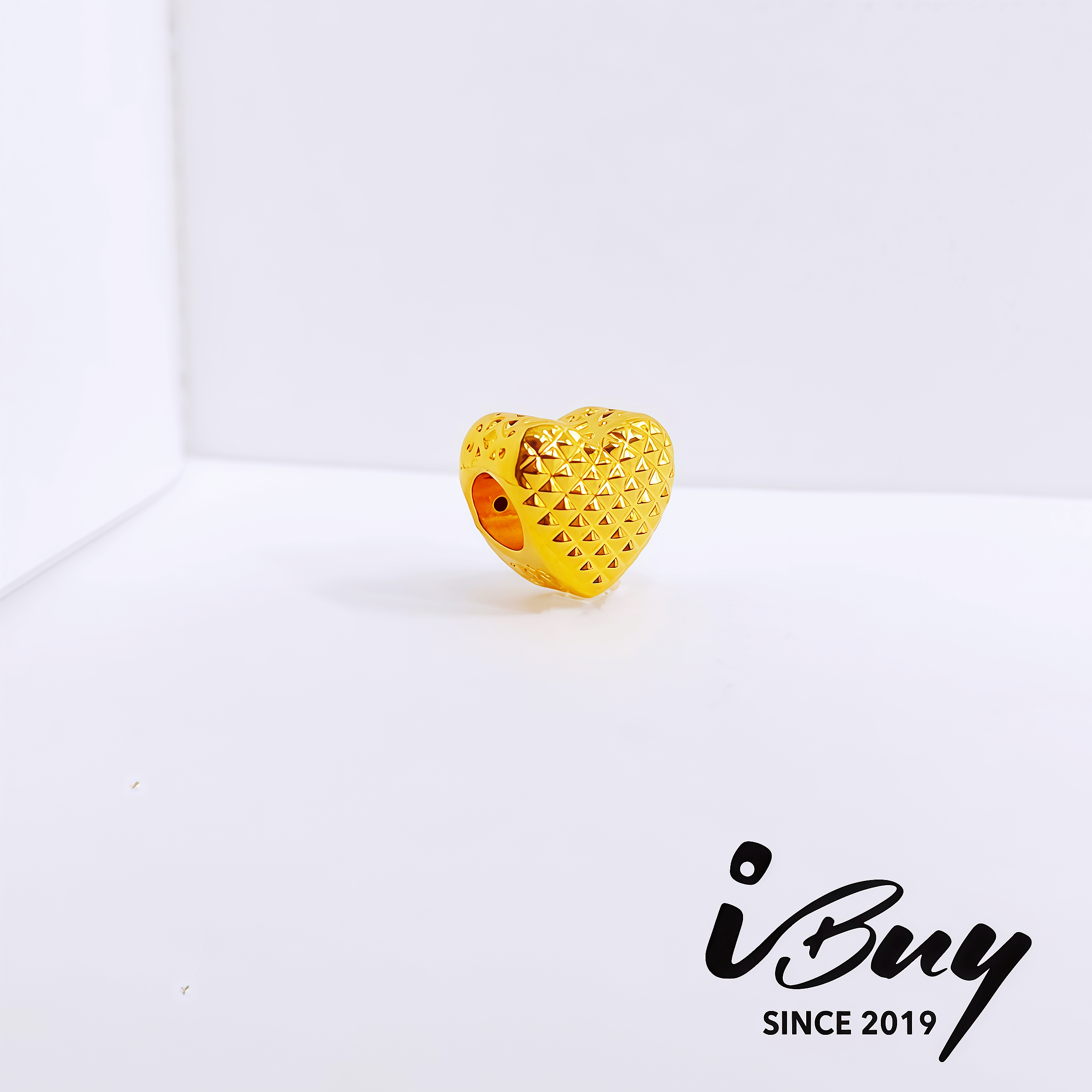 916 HARD GOLD DIAMOND-CUT HEART BEAD 916 硬金 菱格爱心串咀