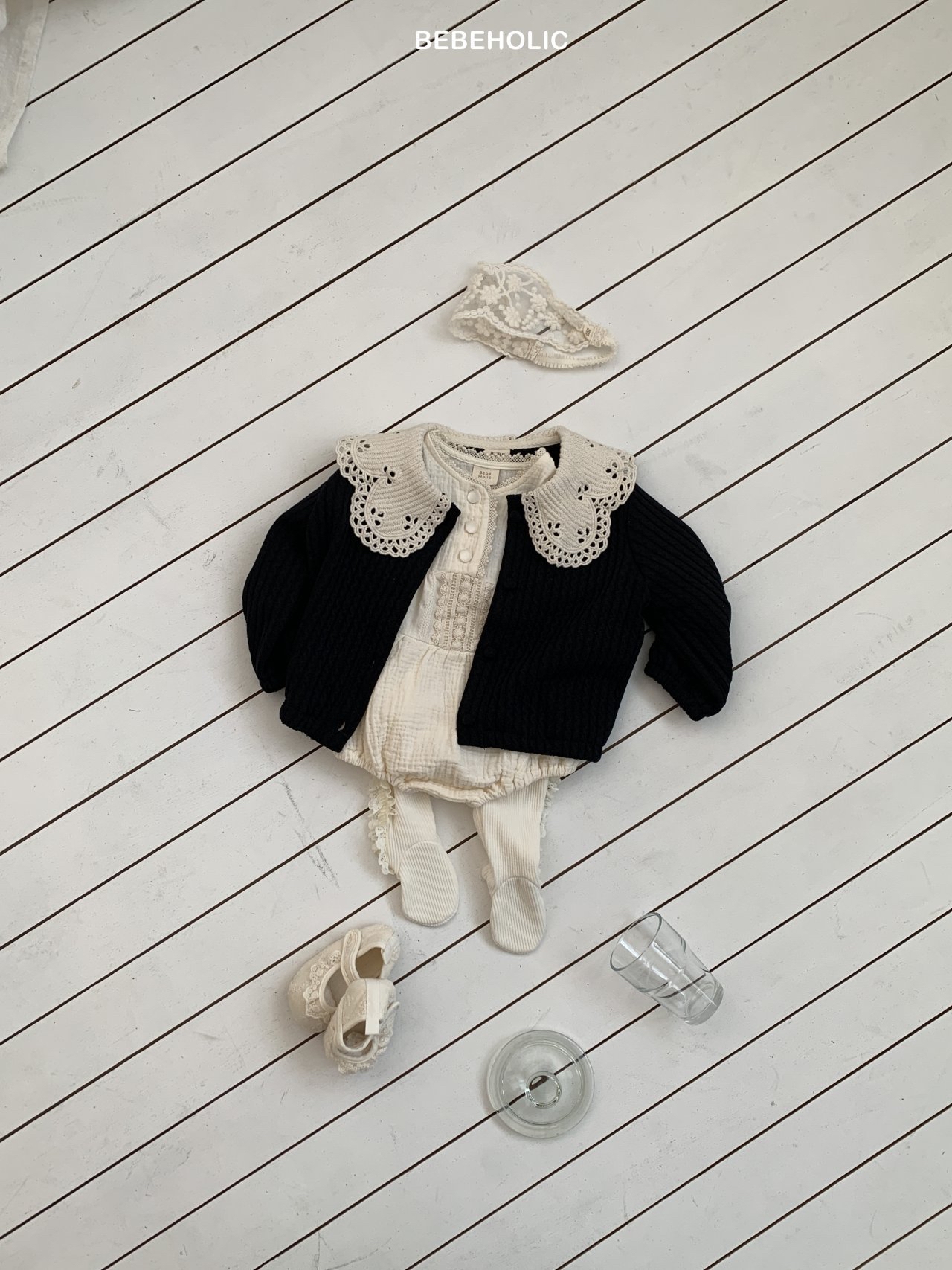 🌸預訂 韓國直送🌸🇰🇷BEBEHOLIC兩色蕾絲花邊翻領開襟外套