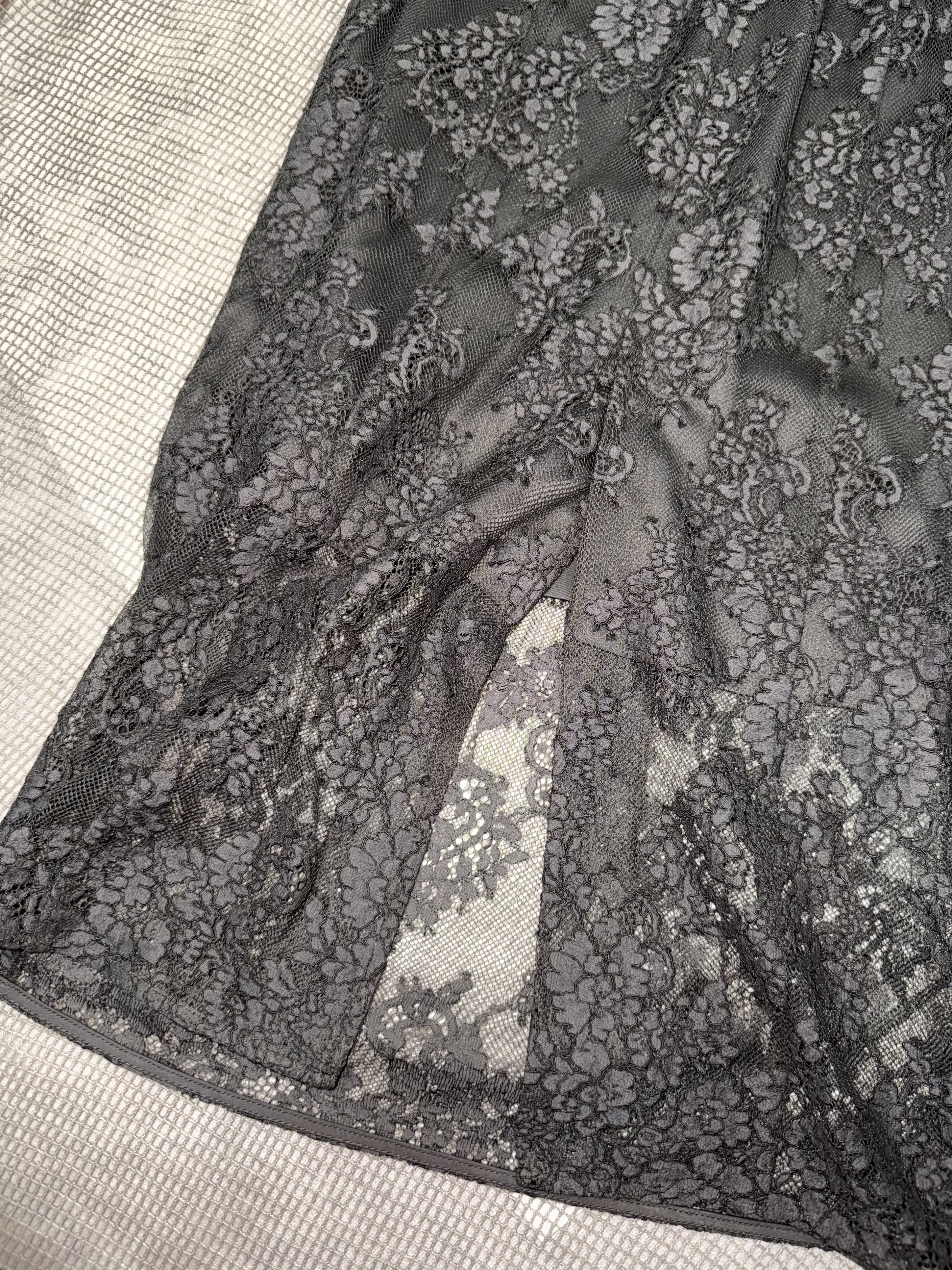 Dark Lace Long Skirt