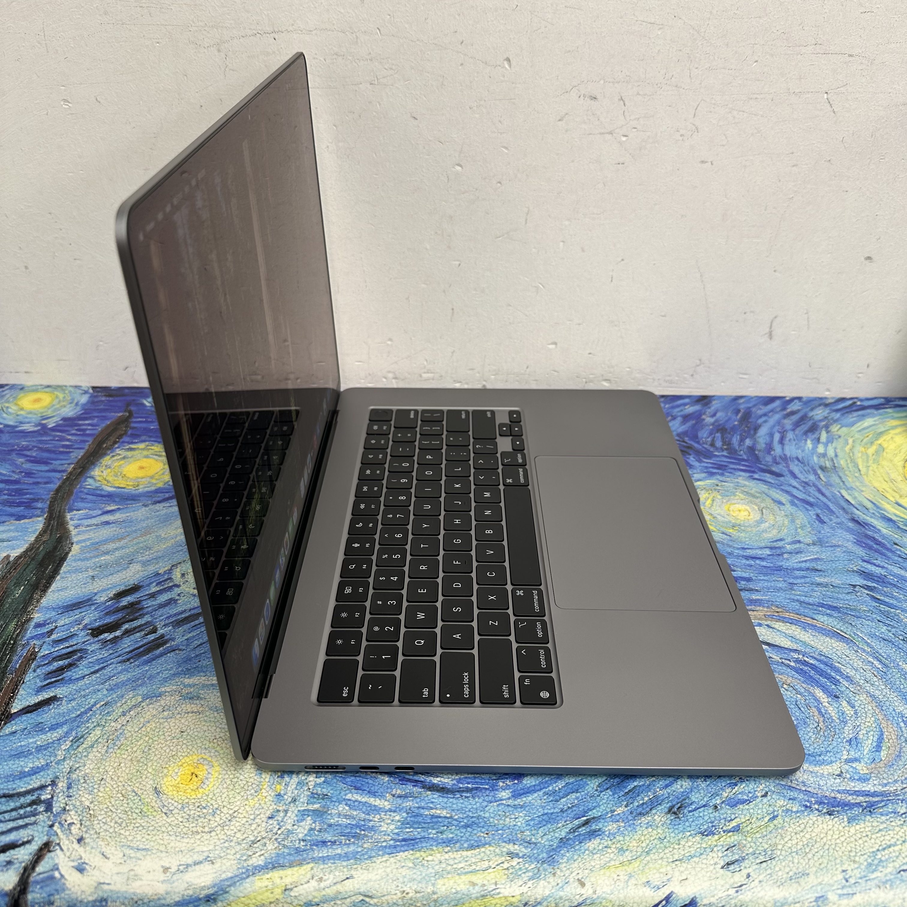 #5882 APPLE  MacBook Air M2 2023 M2 CPU/16GB Ram/1TB SSD/8核心GPU/Liquid Retina XDR Mon/15吋/太空灰/ Laptop /Notebook / Gaming