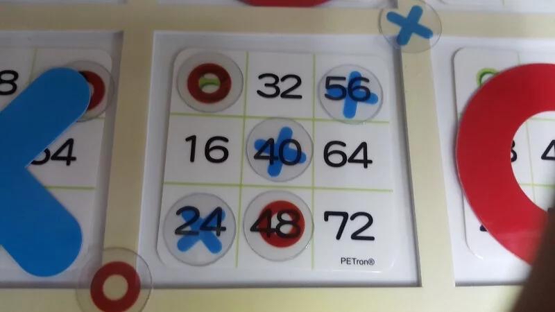 數學系列之乘數井字棋