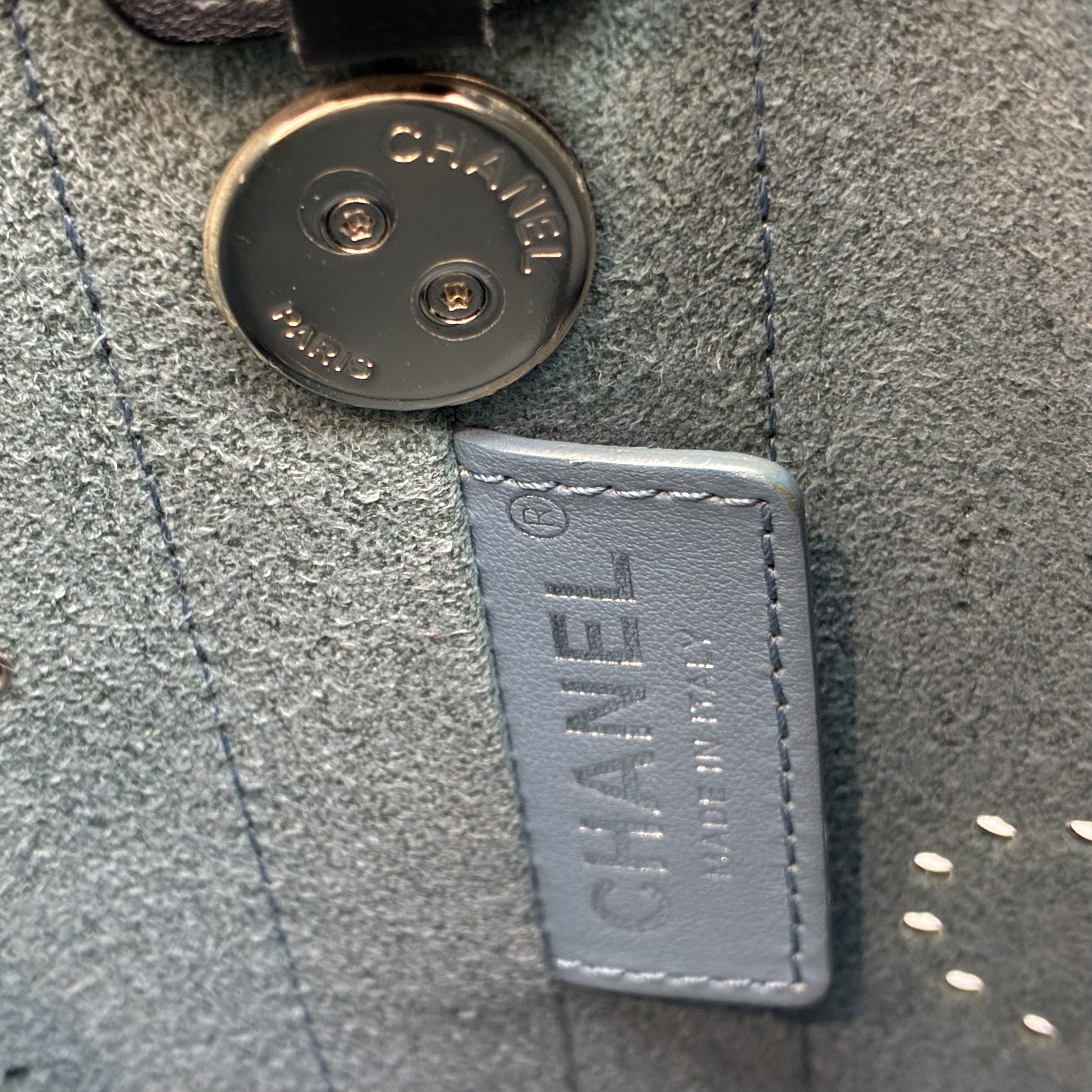 Chanel Small Perforated Calfskin Logo Eyelet Bucket Bag 香奈兒黑色穿孔小牛皮logo眼孔水桶包