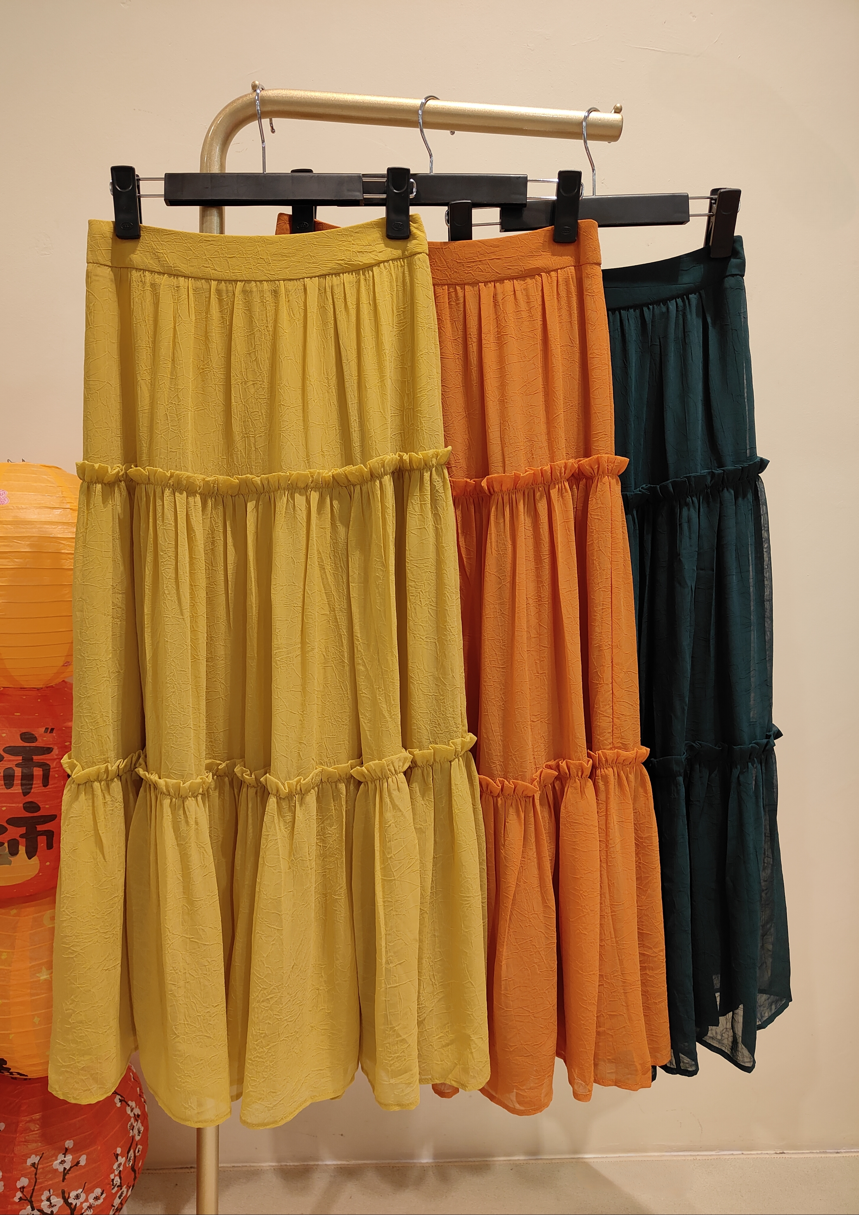 独家荷叶边层次半裙 1409