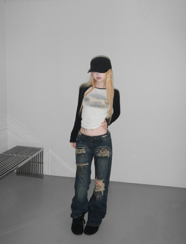 Graphic Raglan Long Sleeve Top
