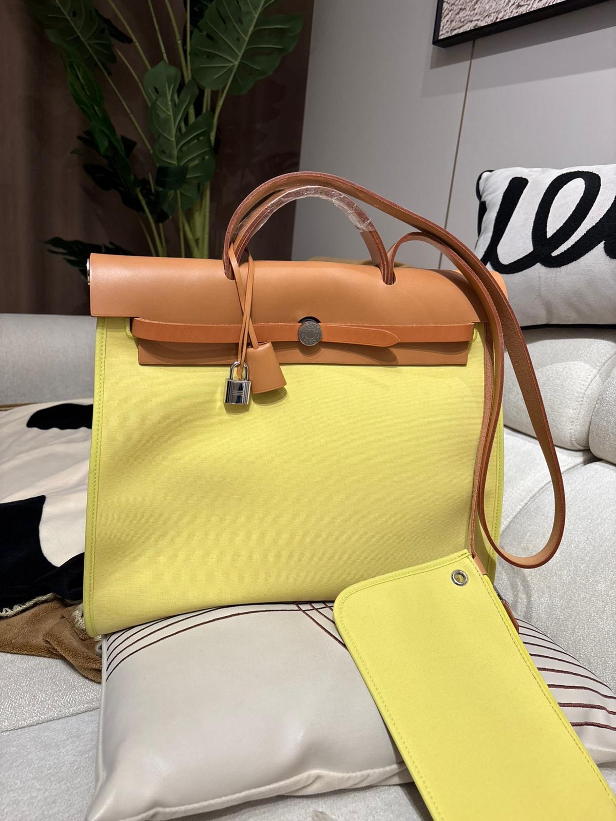 Hermes Herbag 39, 100%Authentic,98%new ✅key lockpad✅dust bag