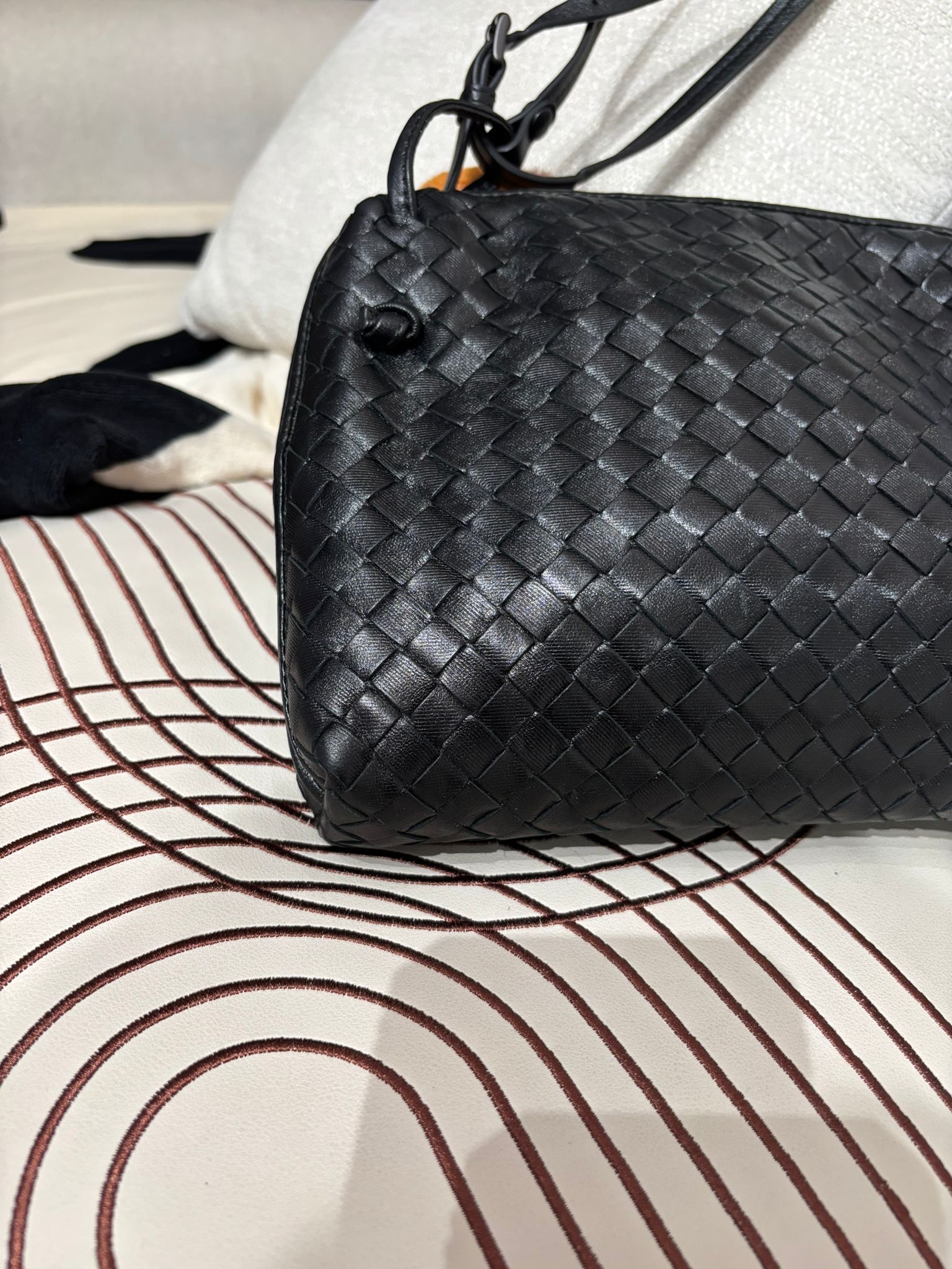 Bottega Veneta BV Crossbody Bag Black 100%Authentic, 95%New ✅Dust bag