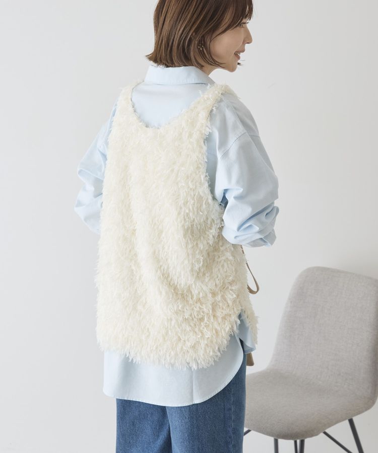 日本預購 V領羽毛背心