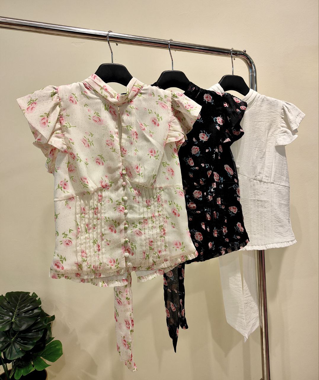 荷叶袖子上衣 2626