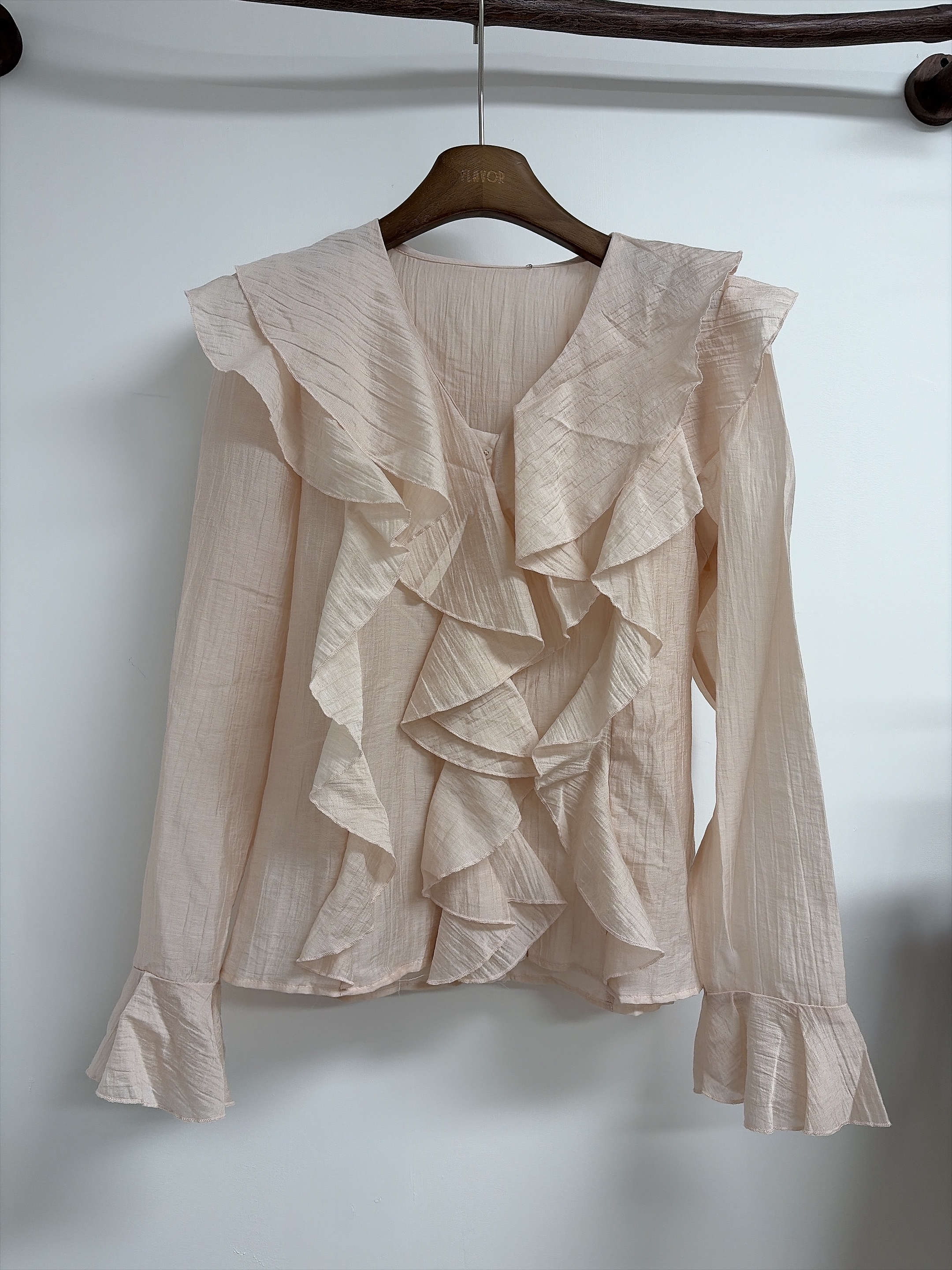 粉紅色Ruffles blouse 