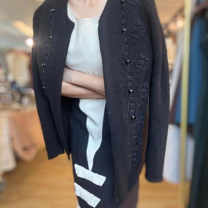 Vintage Made in Hong Kong Lambswool & Angora Rabbit Hair Embroidered Bolero (MT2529)