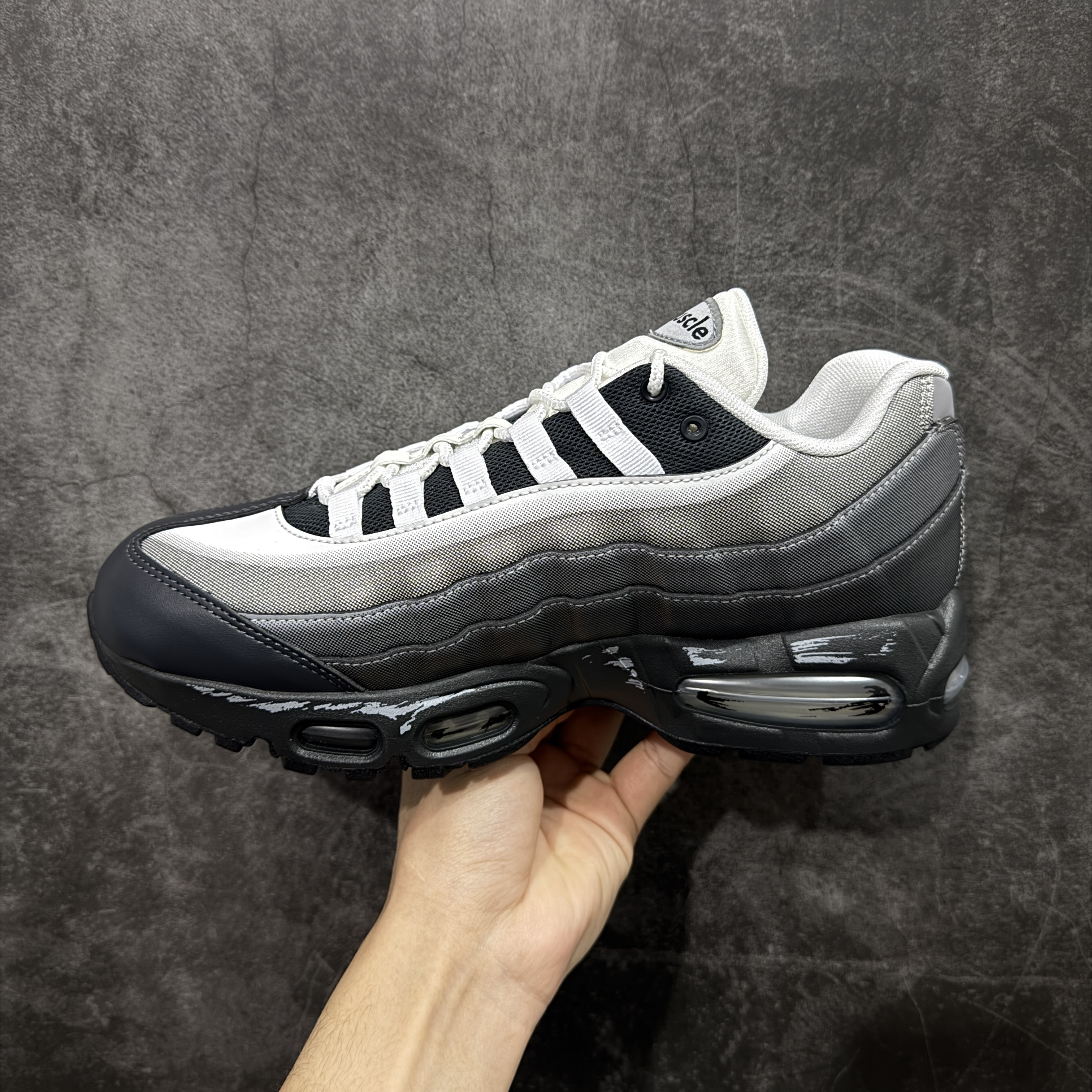 Nike Air Max Muscle 95Yu-Gi-Oh! Jonouchi II7404-100