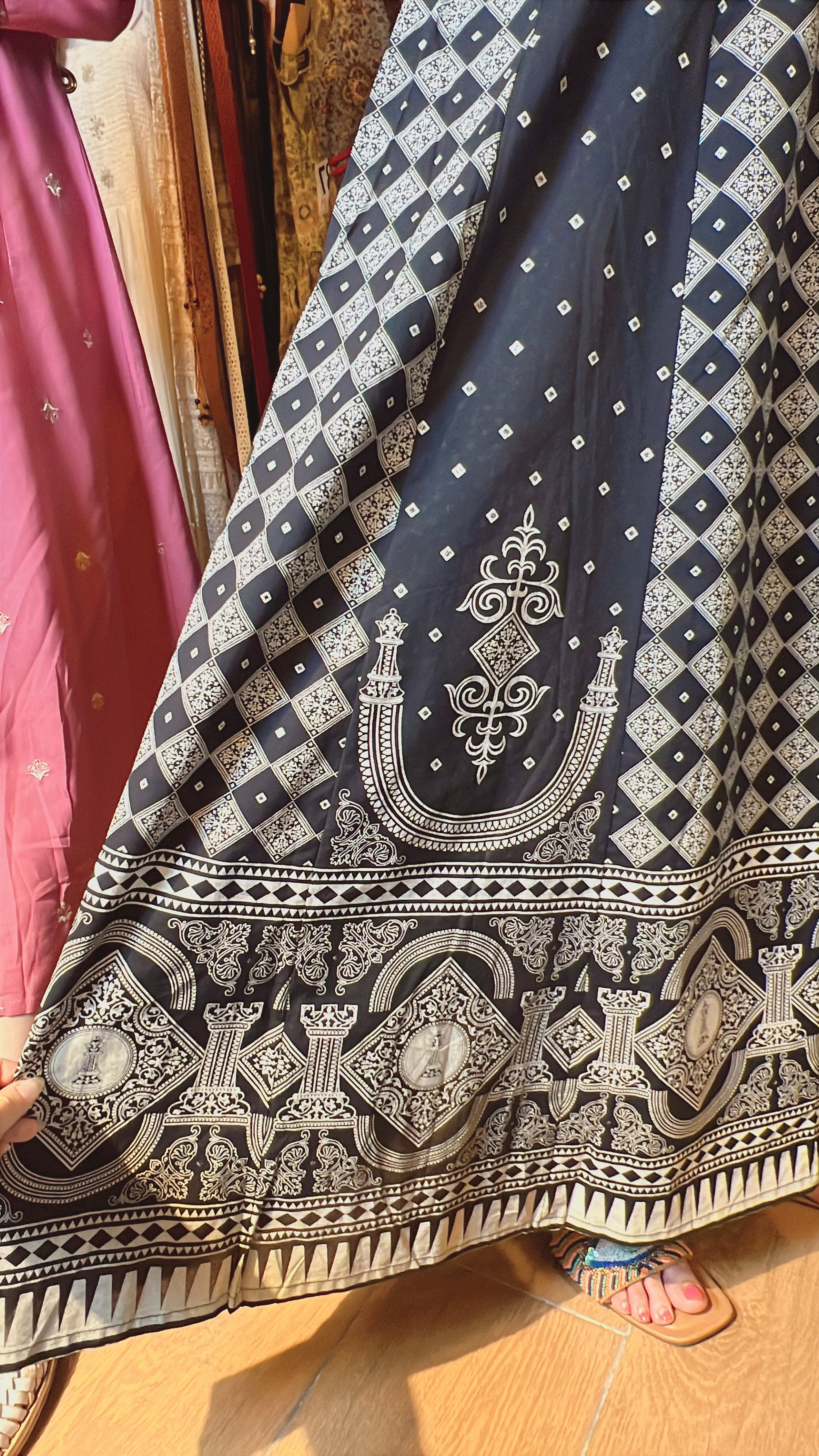 Black & White Square Print Skirt 39" #1049