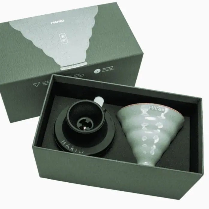 Hario 台灣青瓷浸漬式濾杯200