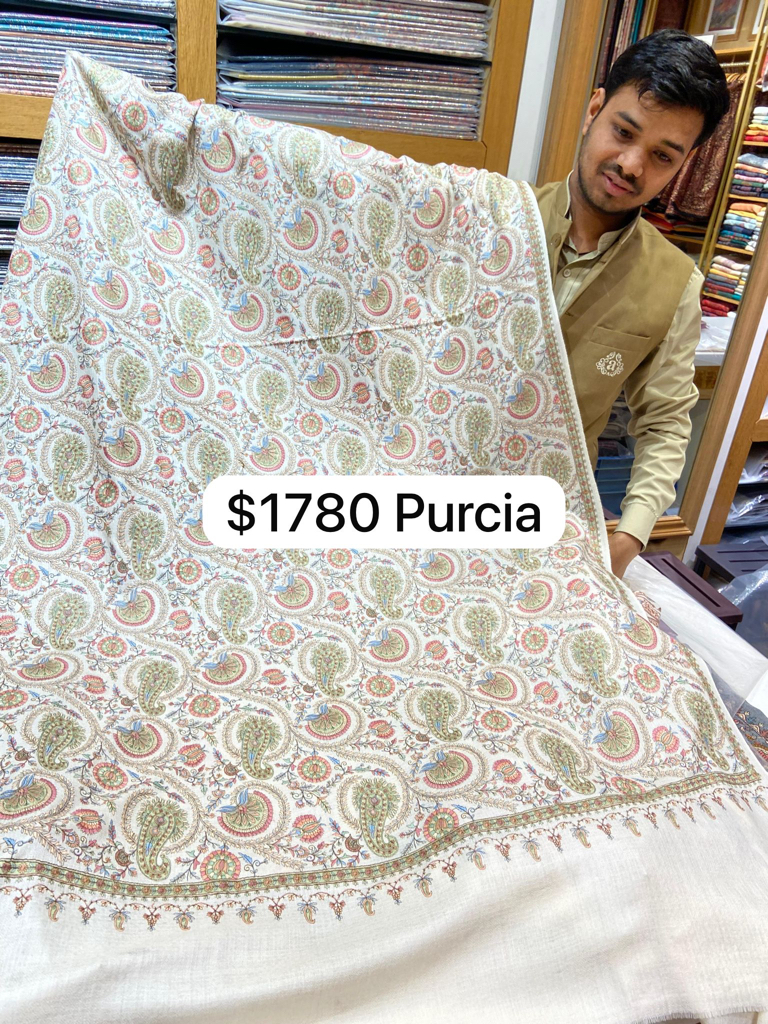 2026群內搶購披肩Pashmina/Wool blend shawl 