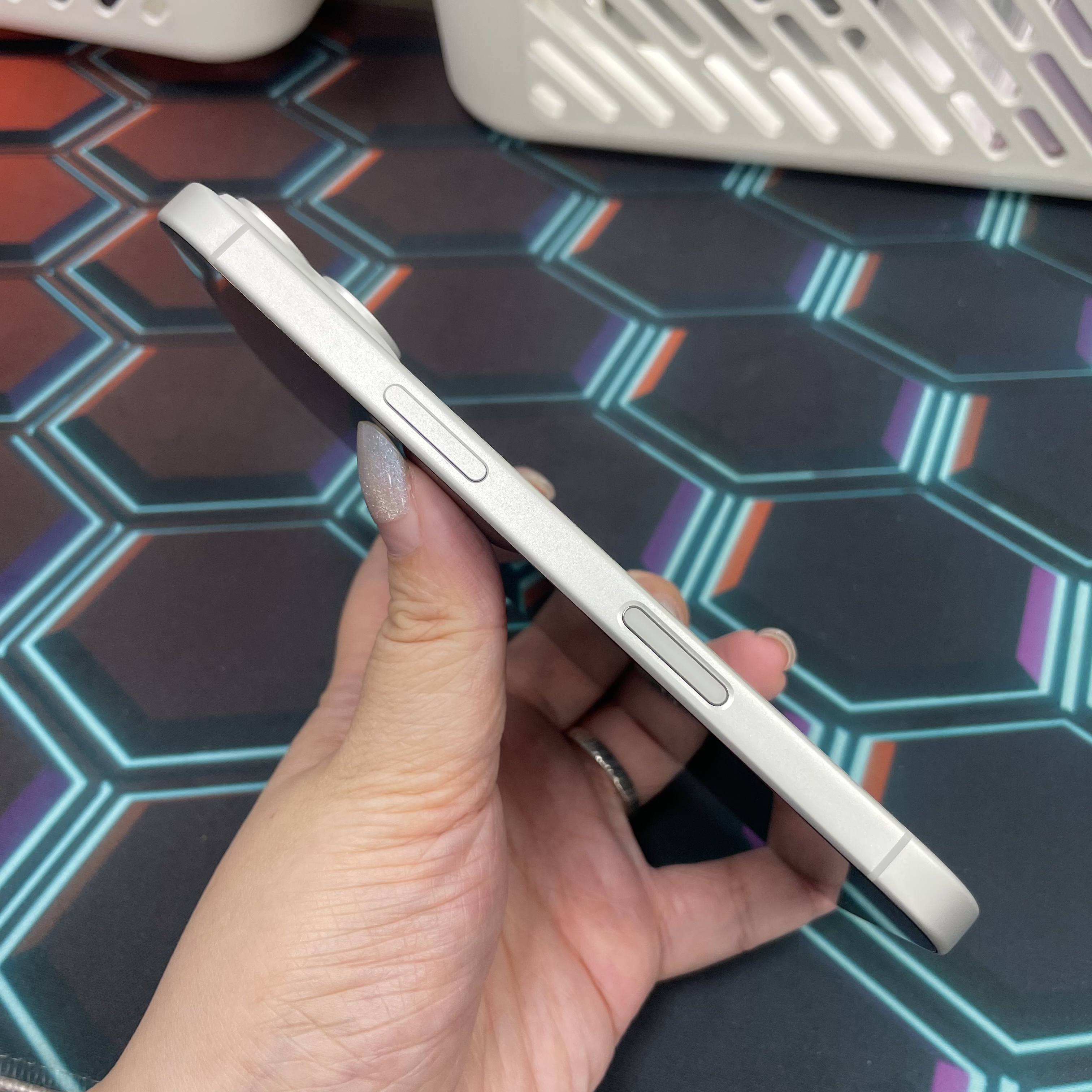 *7270 17 完美機 256GB 電100 白色 white