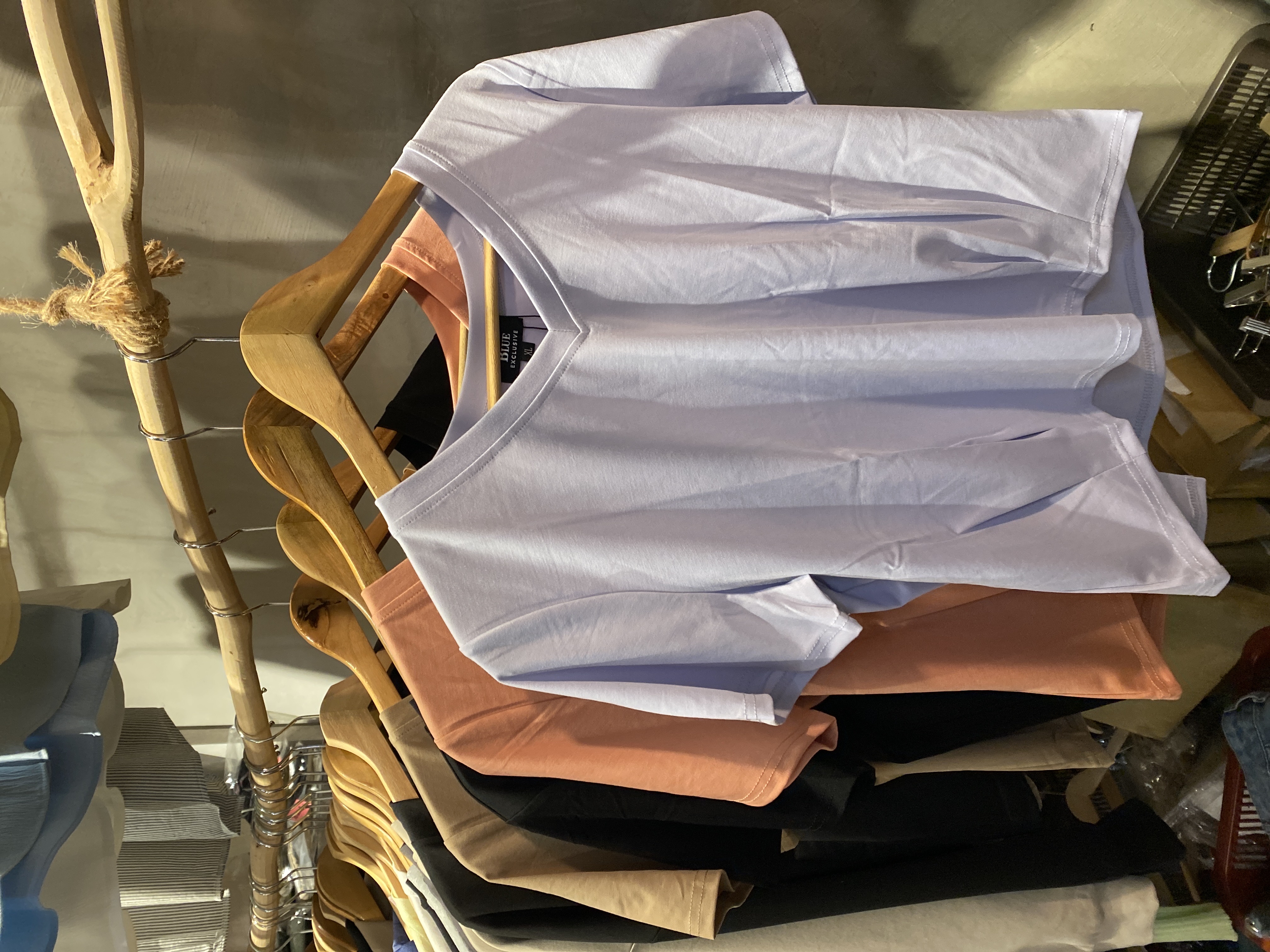 ✨4607-V领冰凉收腰设计上衣