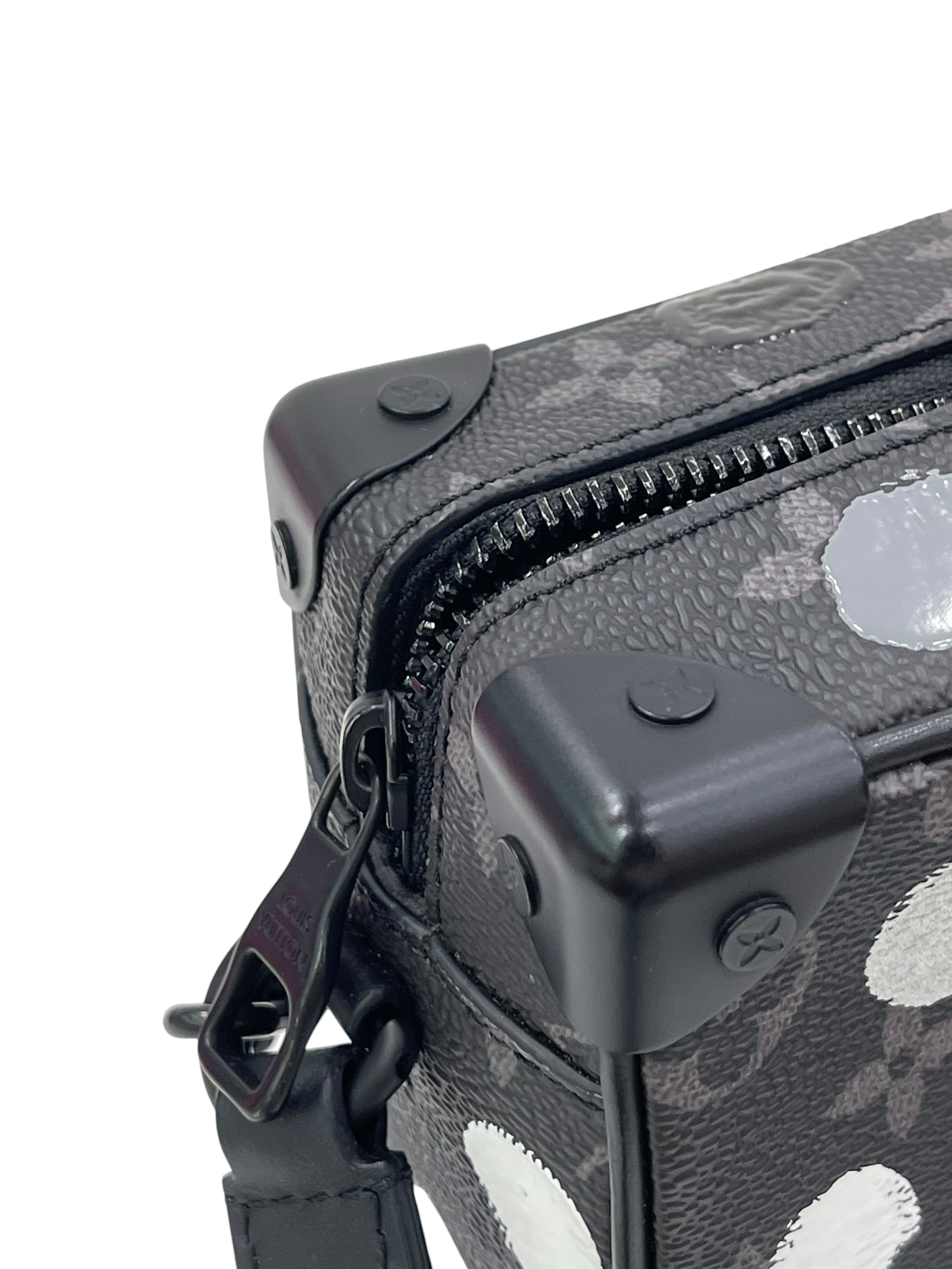 Pre-Owned LV Monogram Eclipse Mini Soft Trunk / Product Code: 26050901