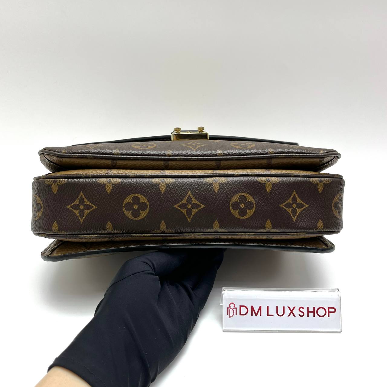 LV Monogram Reverse Pochette Metis