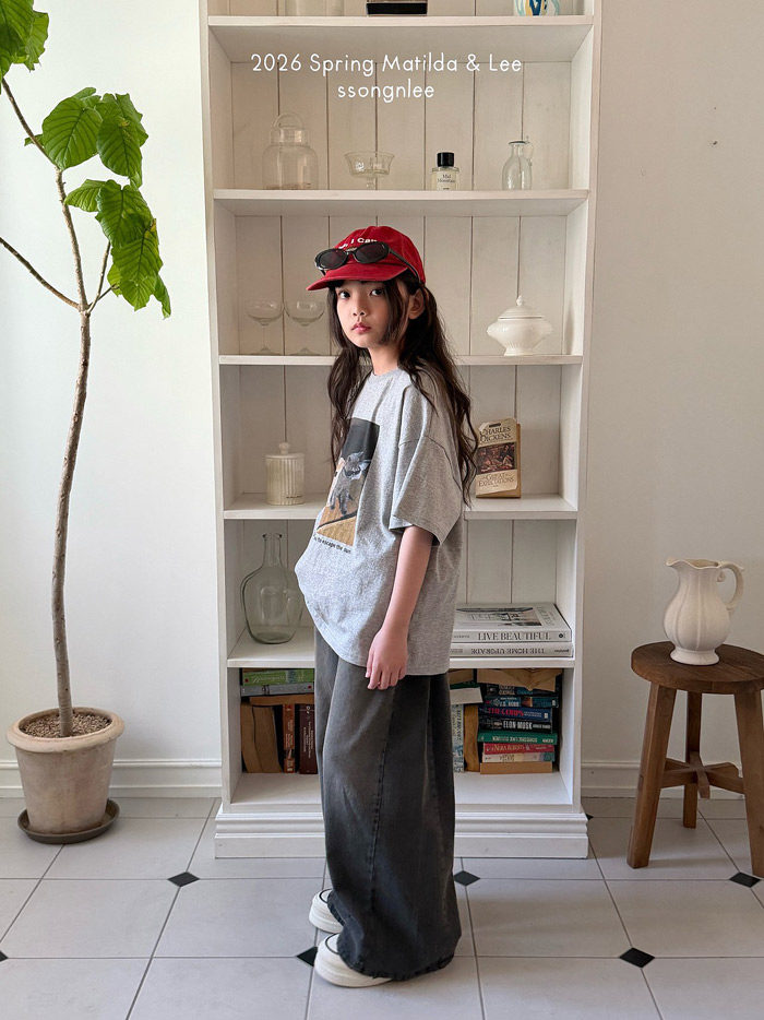 🇰🇷Matilda&Lee tee