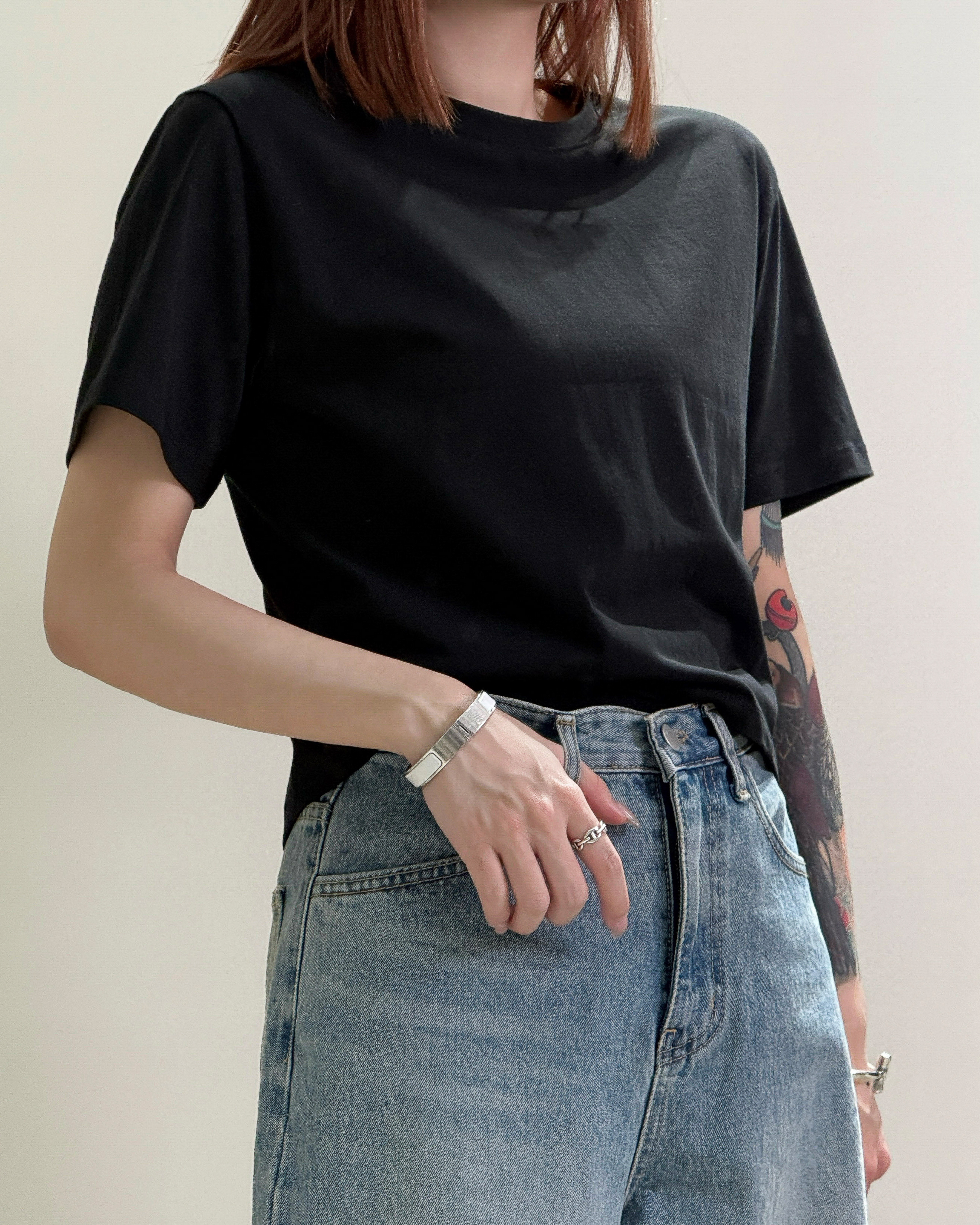 𝐁𝐚𝐜𝐤 𝐬𝐥𝐢𝐭 𝐜𝐫𝐨𝐩𝐩𝐞𝐝 𝐭-𝐬𝐡𝐢𝐫𝐭