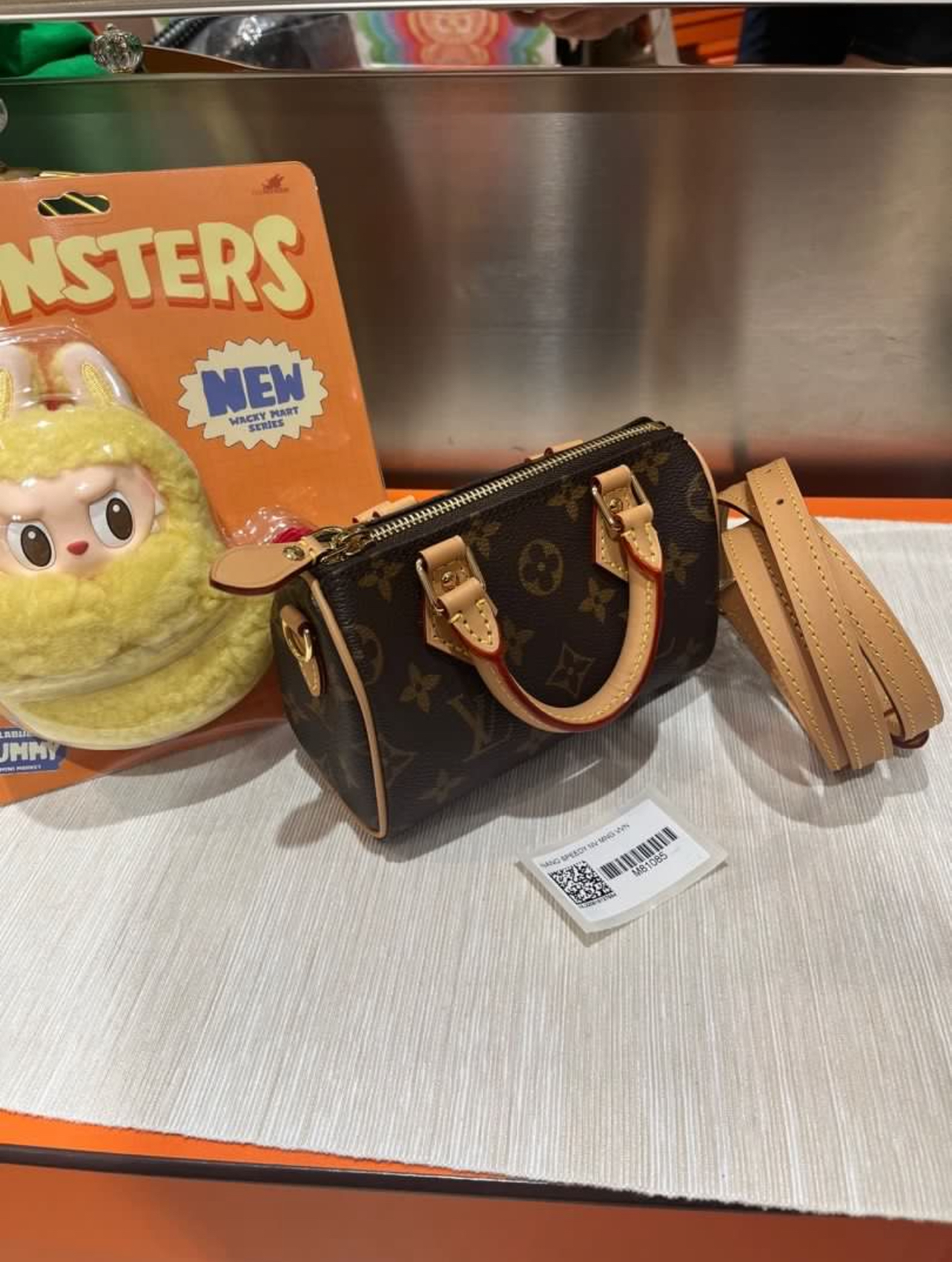 LV Nano Speedy 100%Authentic, 99%New ✅Dust bag ✅Box