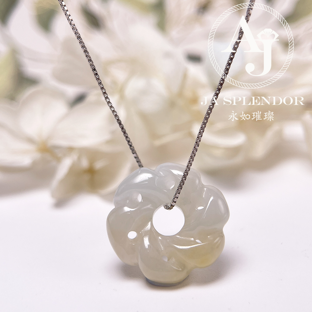 JN-2731 天然翡翠A玉-糖環花開富貴立體雕花吊墜（送銀鏈）