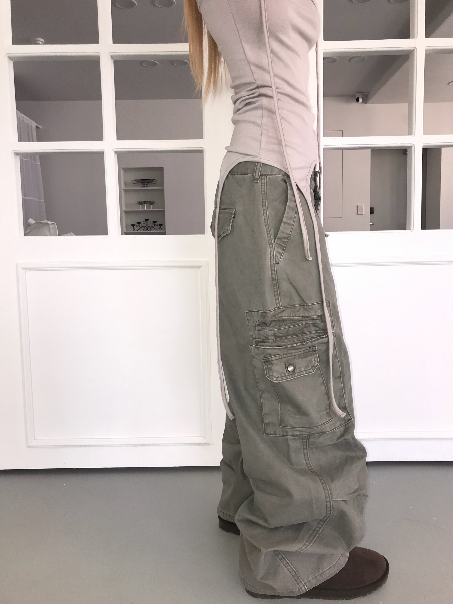 Multi-Pocket Wide-Leg Cargo Pants