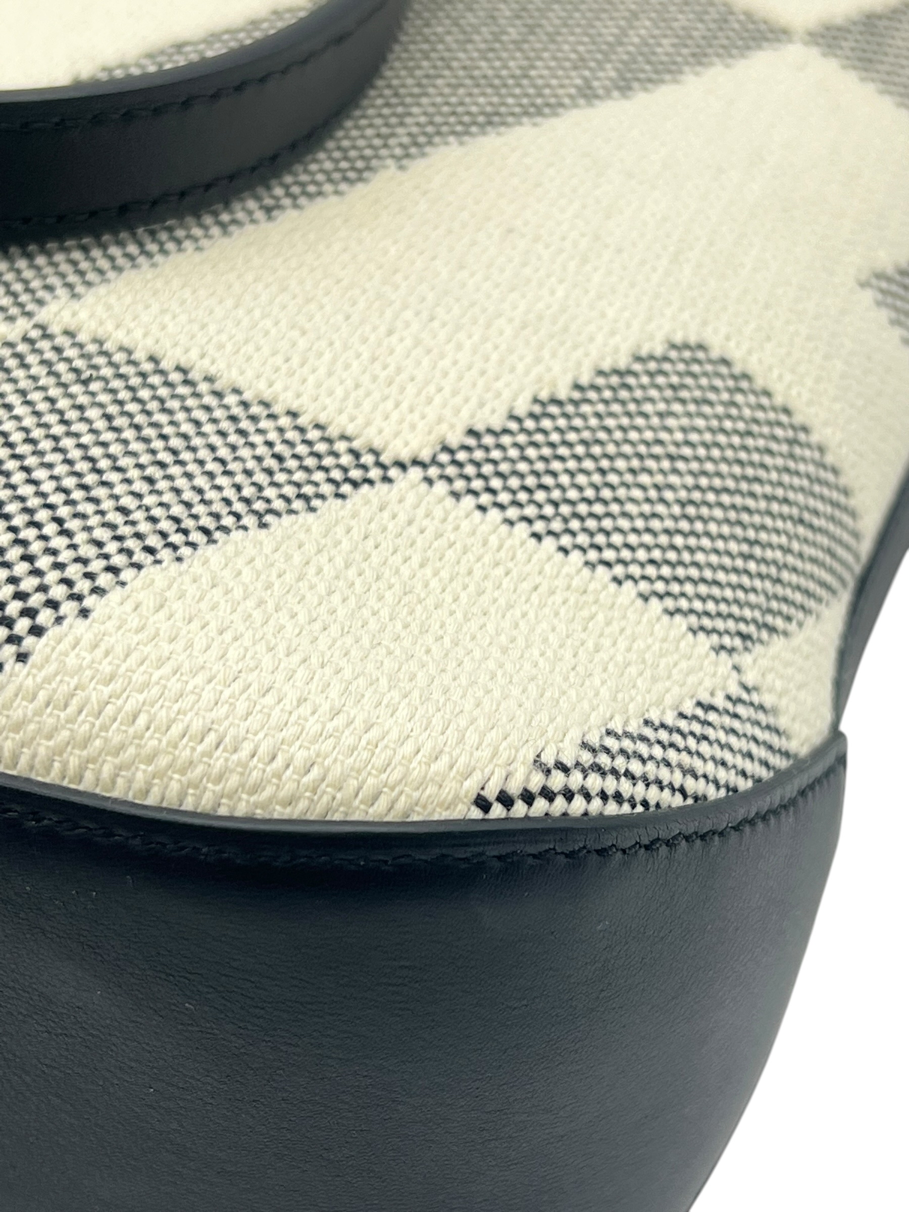 Pre-Owned HERMÉS Tote Stamp Z / Product Code: 26060708