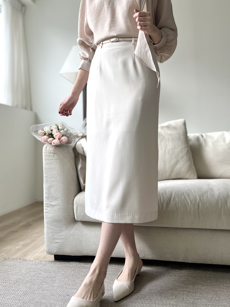 Atelier Belted Skirt (Ivory)