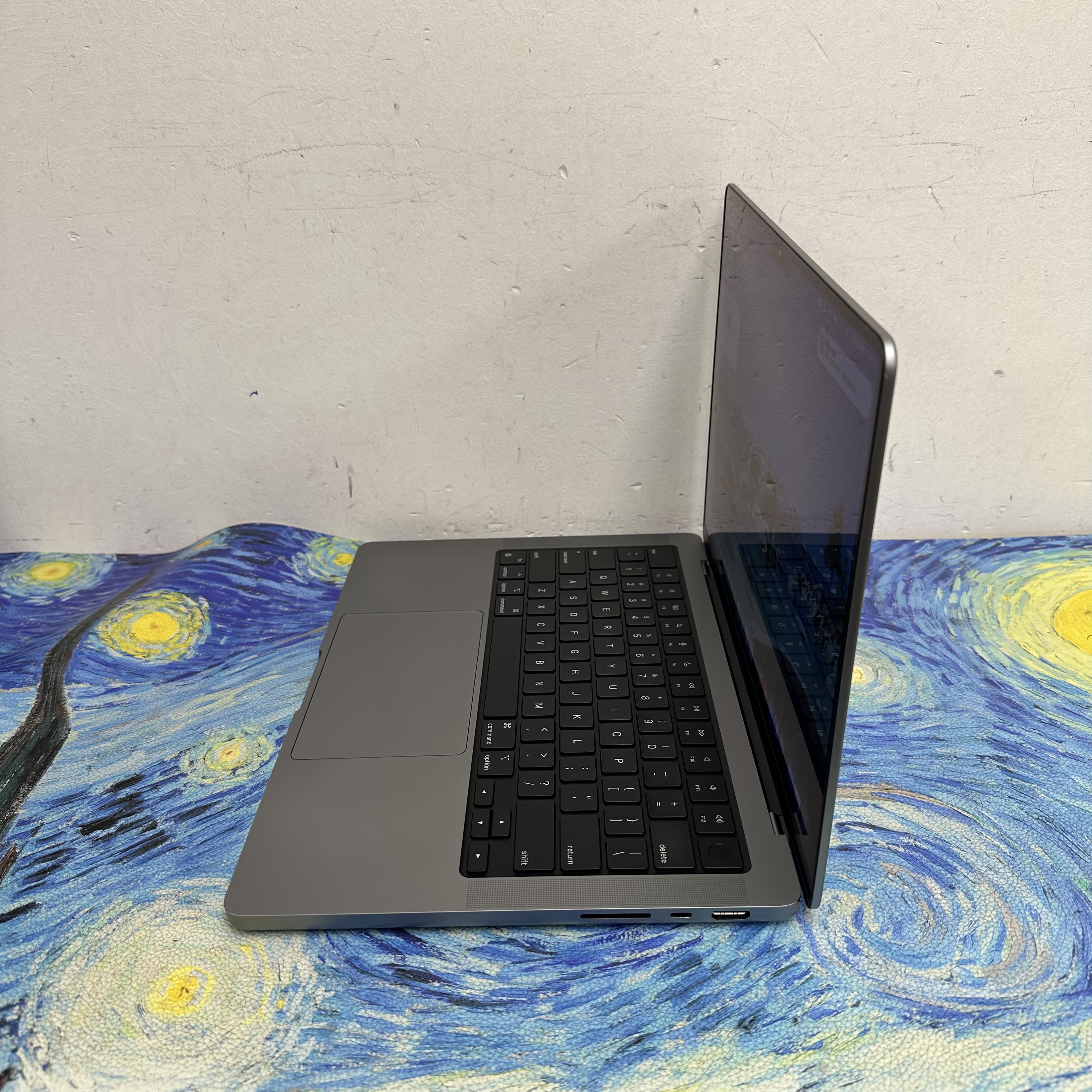 #5865 Apple MacBook Pro M1 Pro CPU 16GB Ram/512GB SSD 電94 太空灰 Space Grey