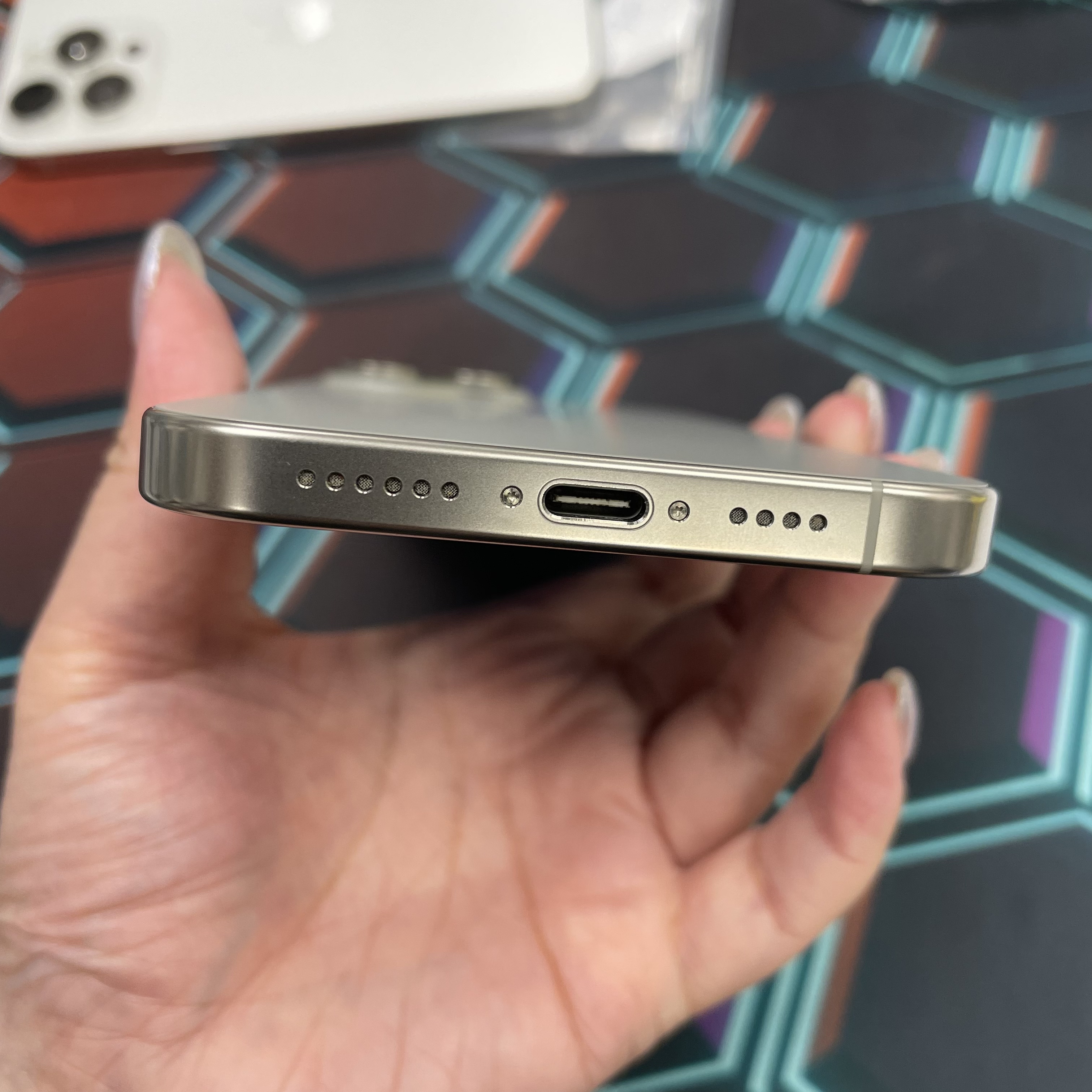 *6974 16 Pro max 勁靚機 256GB 電96 原色 gray