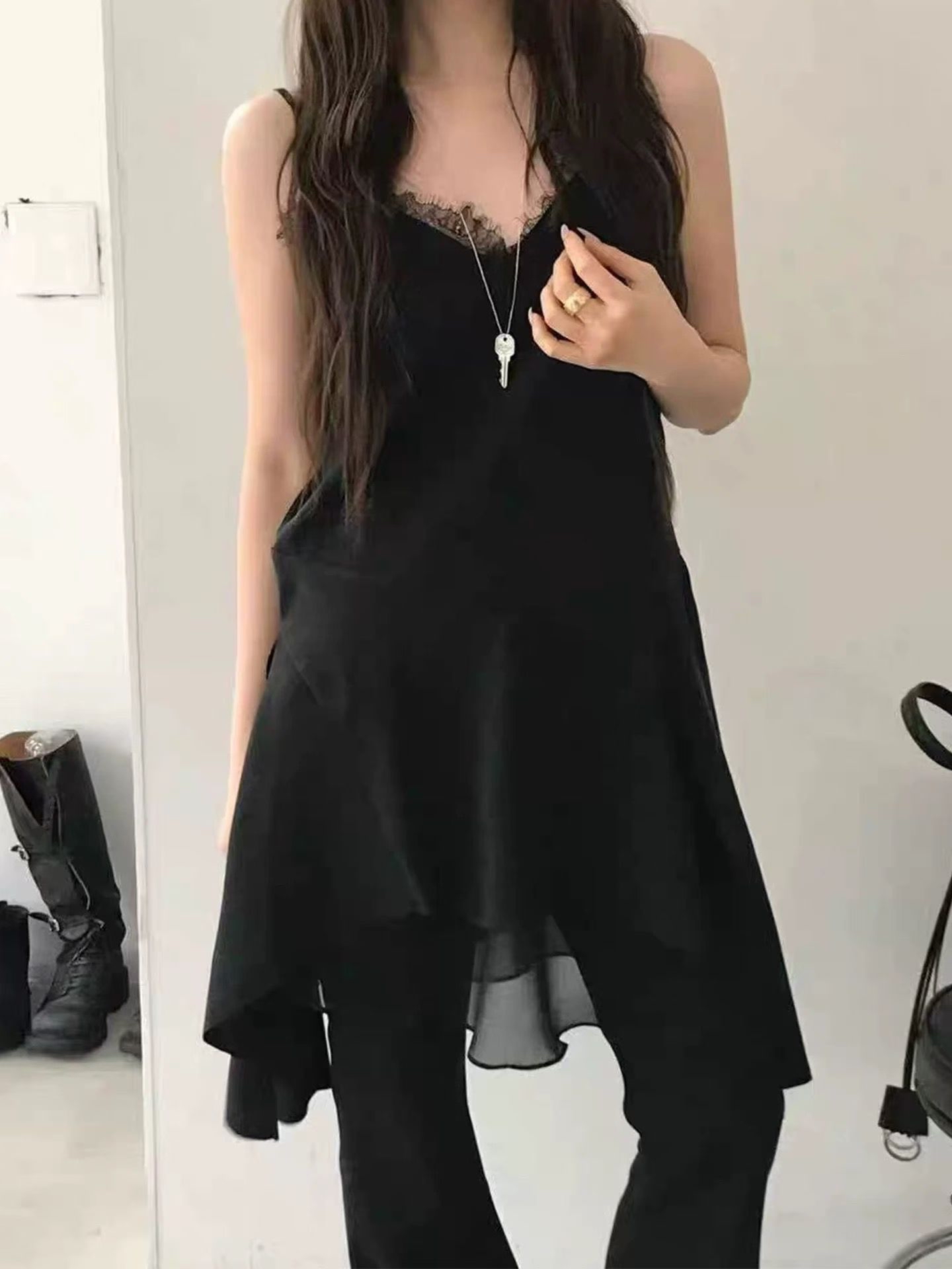 吊帶不規則背心