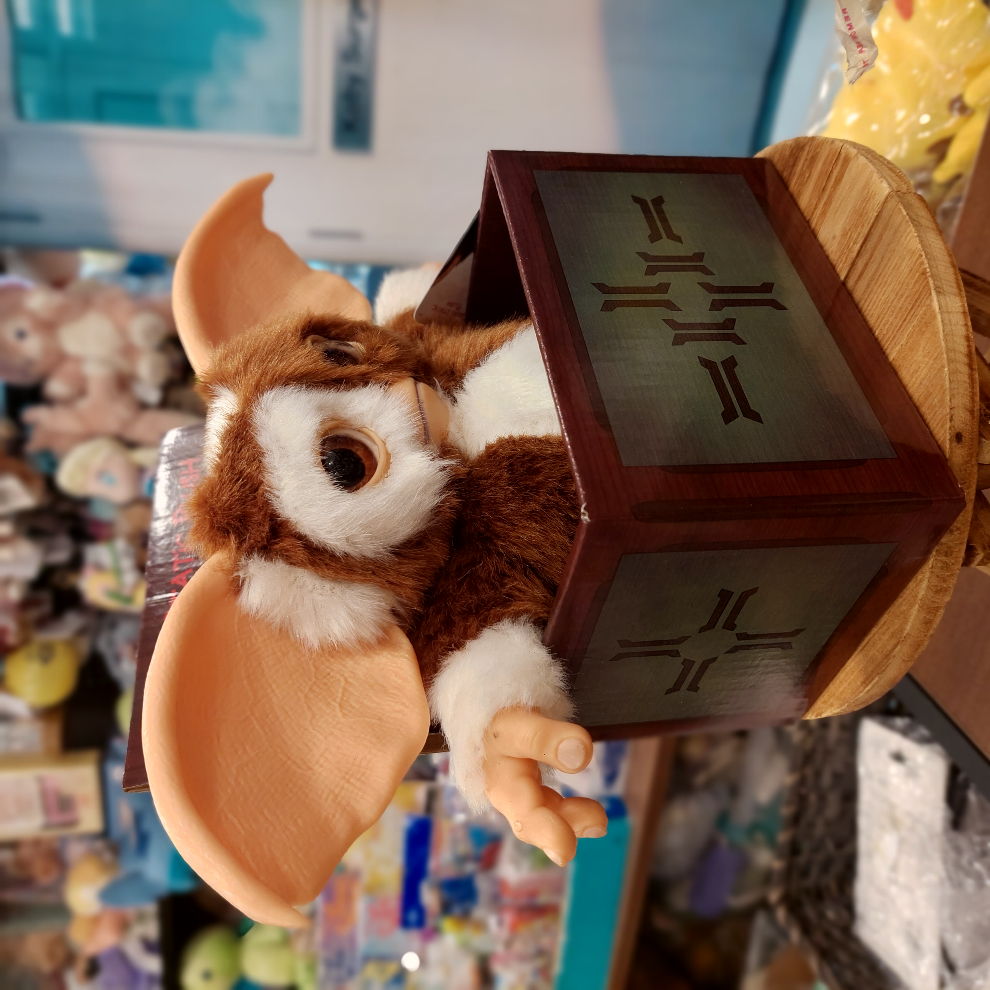Gremlins Gizmo 小魔怪 毛公仔 Ikon Design Studio 坐高約 17cm