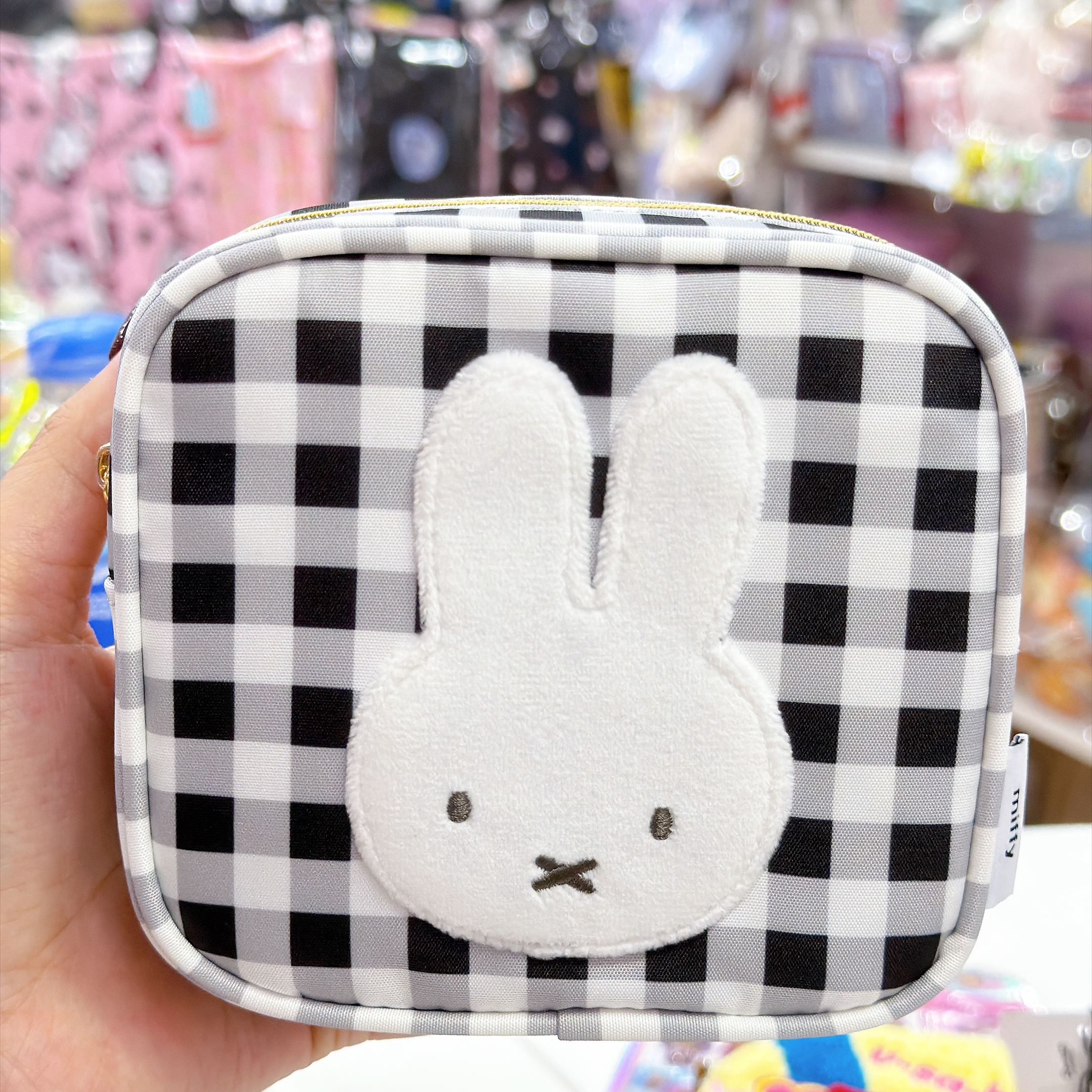 日本直送Miffy 正方形立體化妝袋