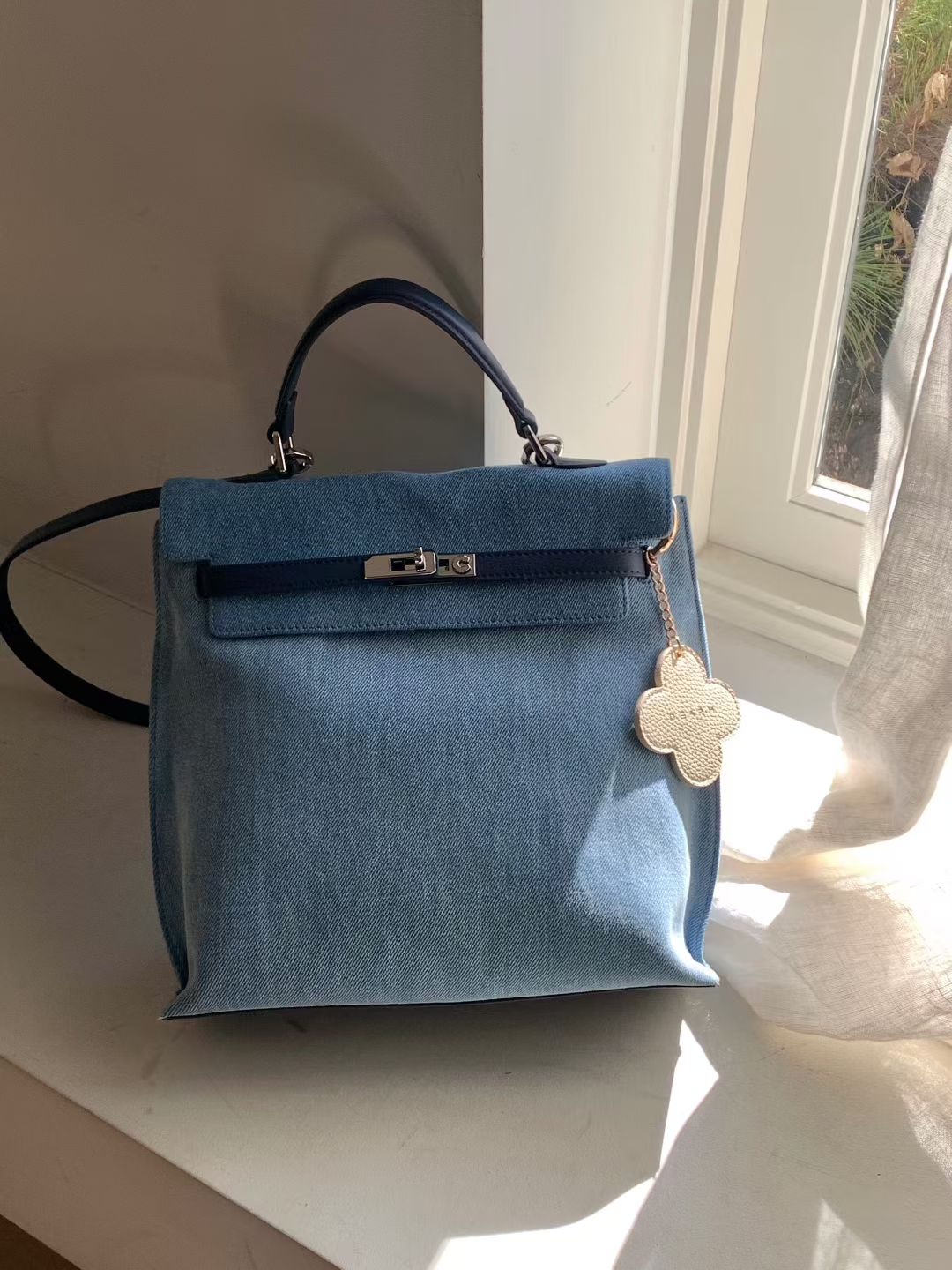 DM08_05 型格牛仔小書包 (牛仔)