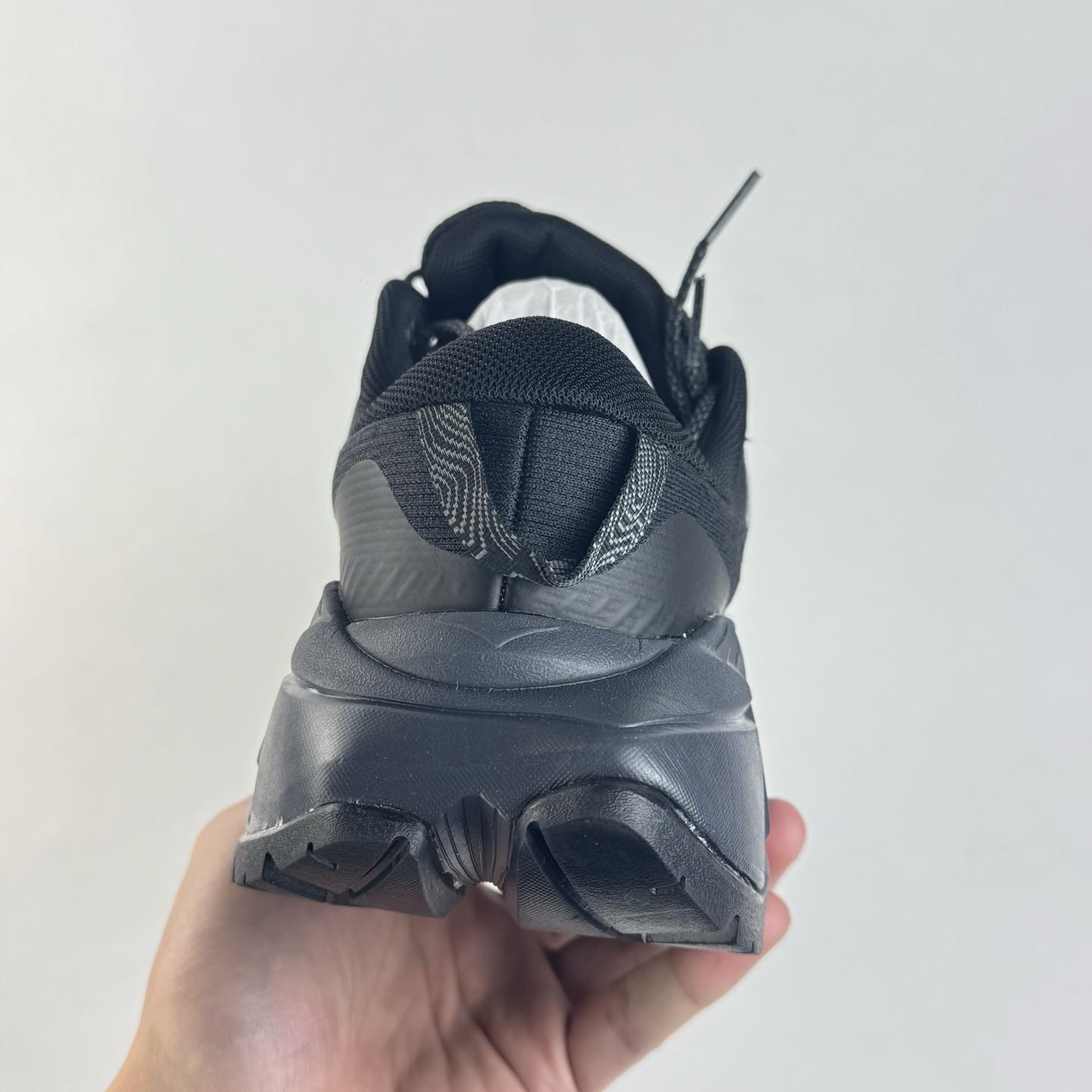 Hoka One One Skyline-Float X