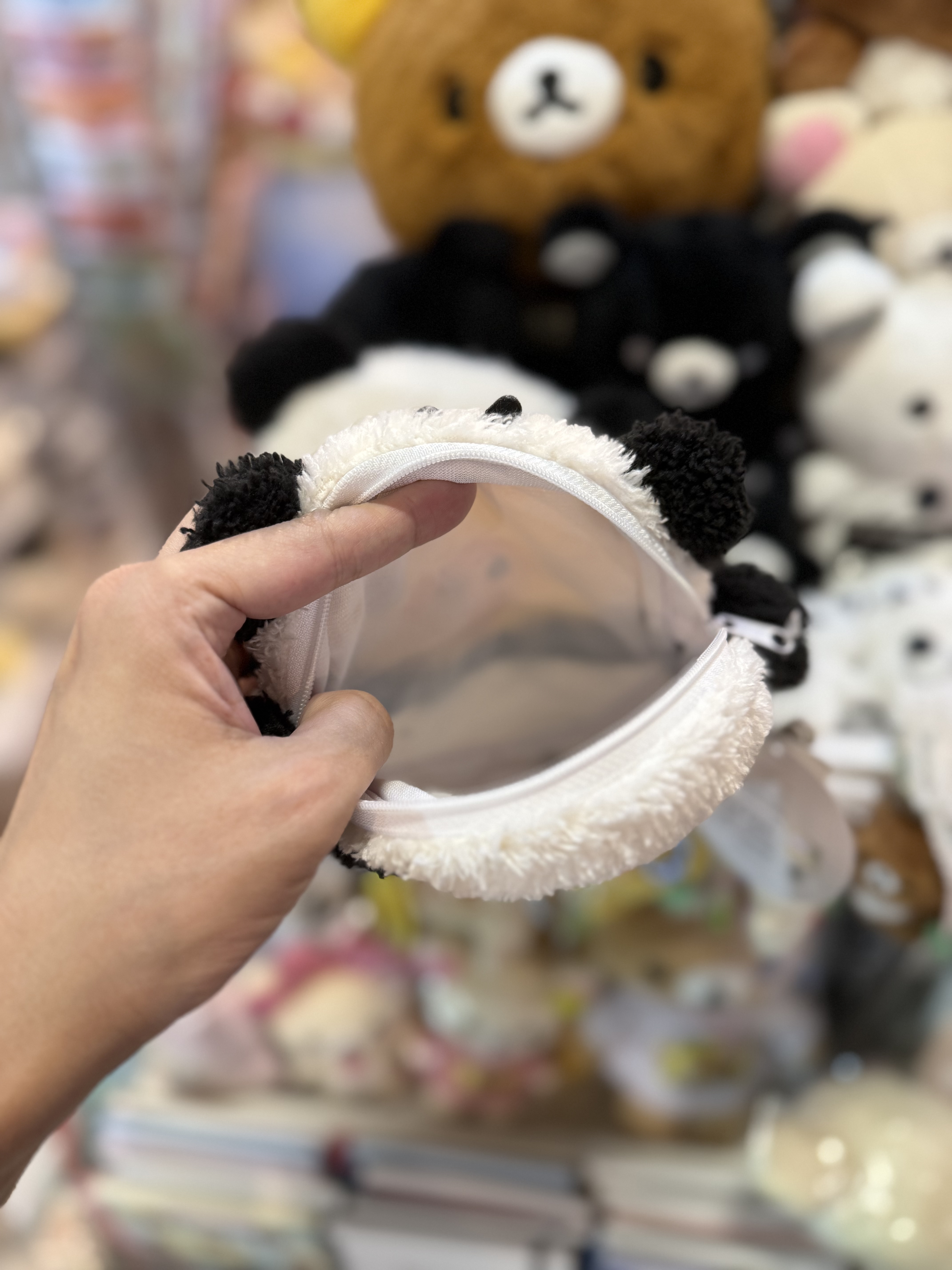 《現貨》全新日本限定Rilakkuma 熊貓造型毛毛化妝袋